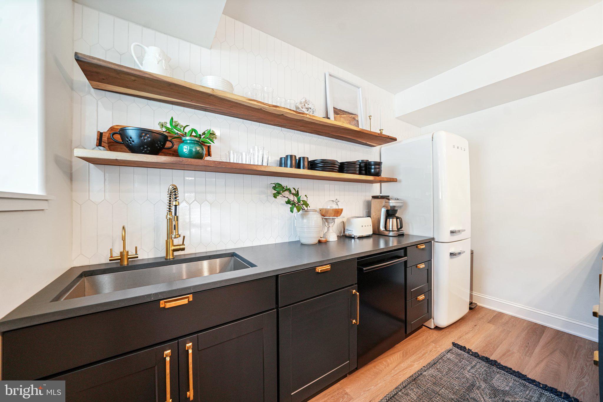 CARRIAGE RUN - Residential