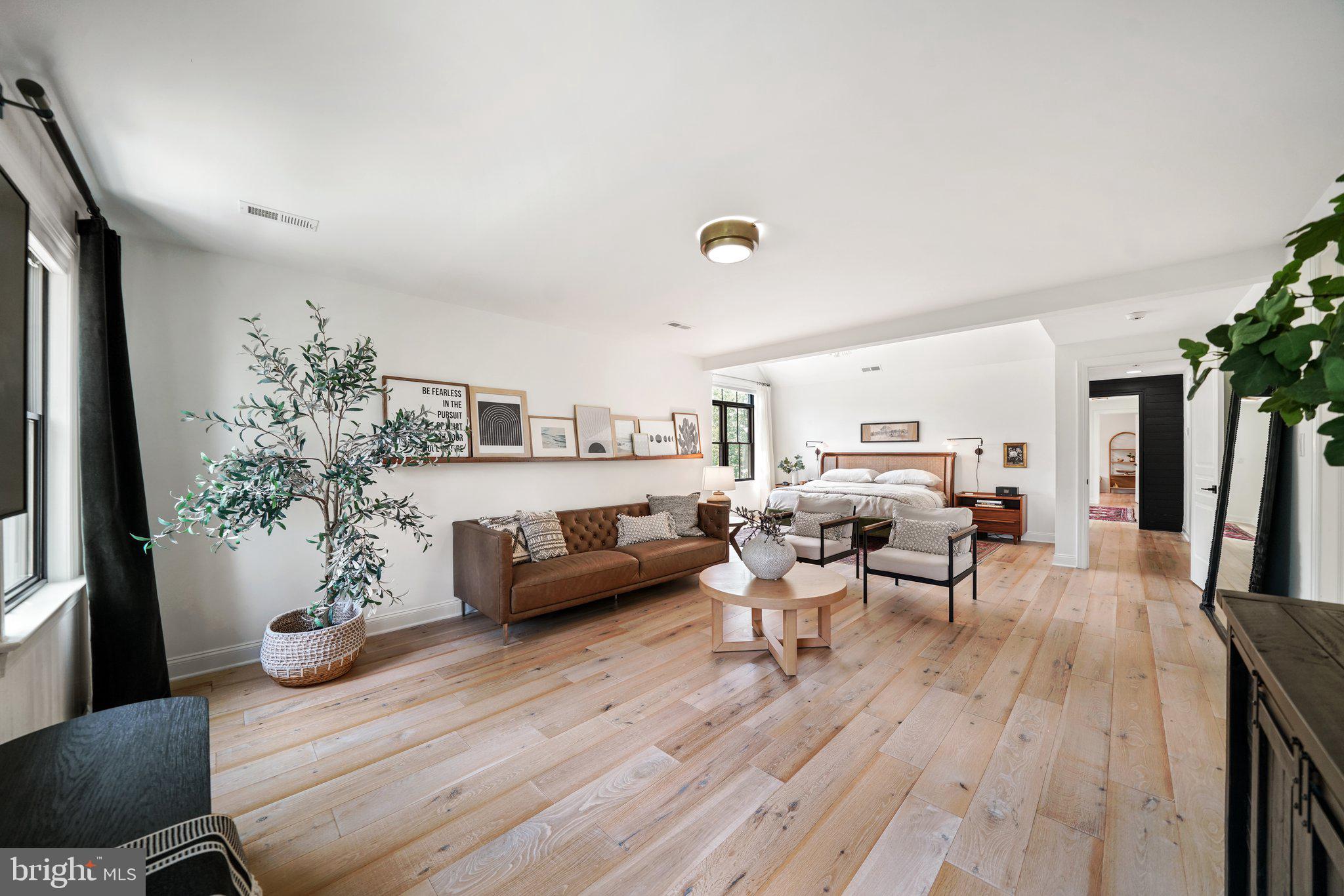 CARRIAGE RUN - Residential