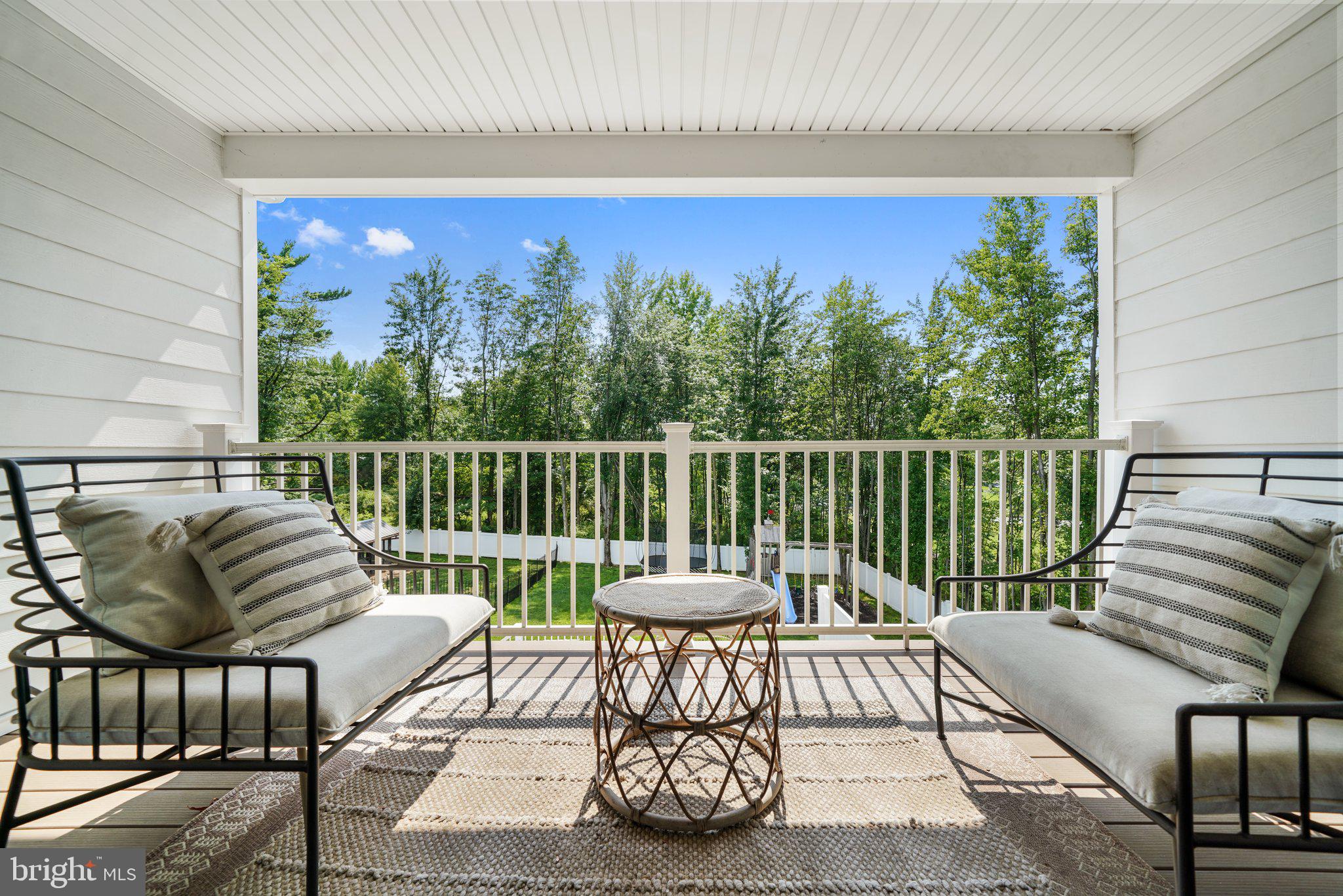 CARRIAGE RUN - Residential