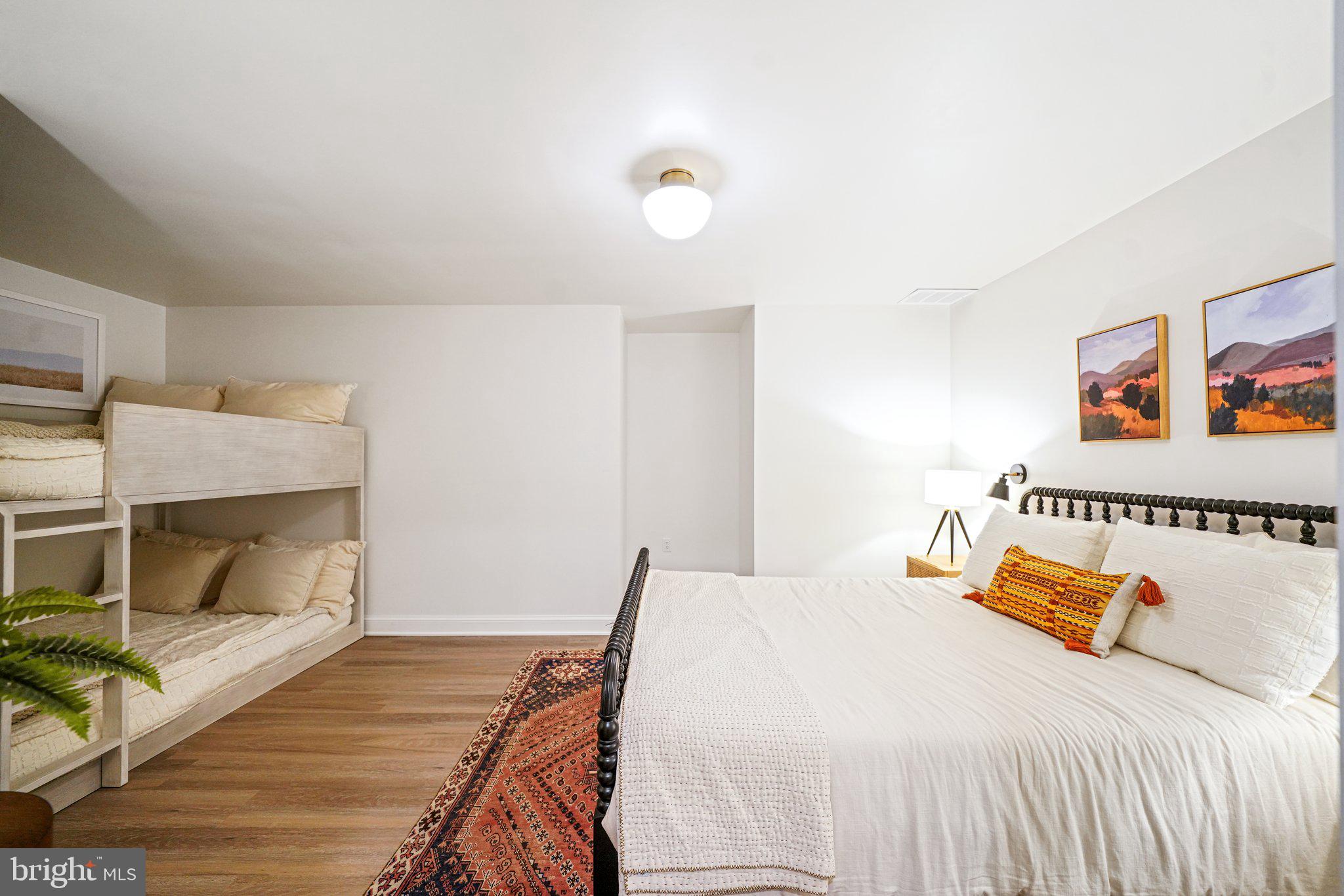 CARRIAGE RUN - Residential