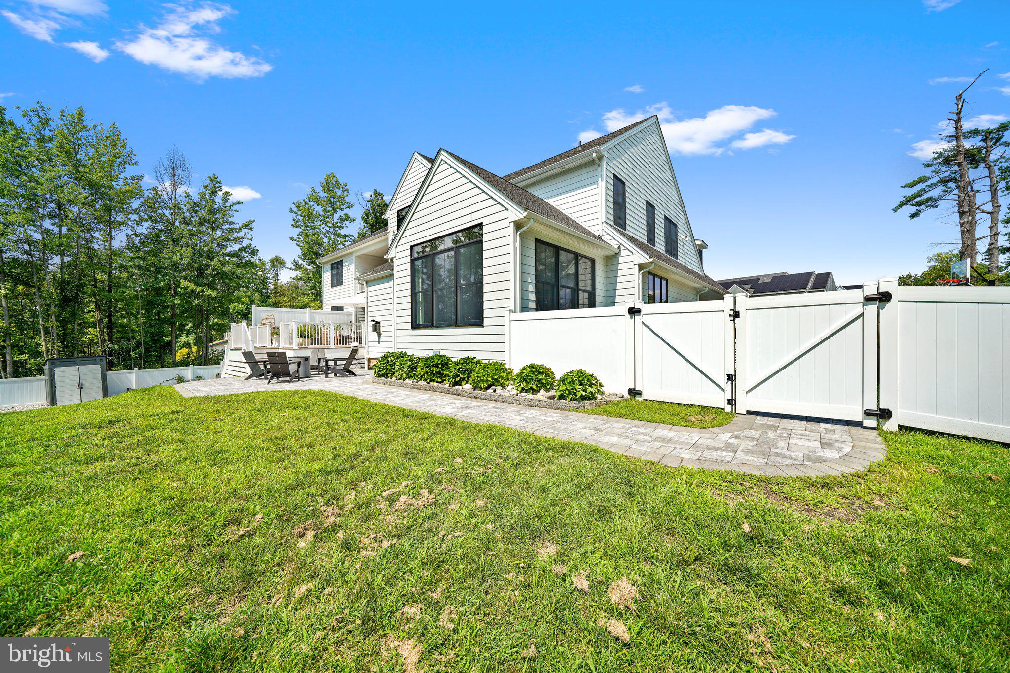 CARRIAGE RUN - Residential