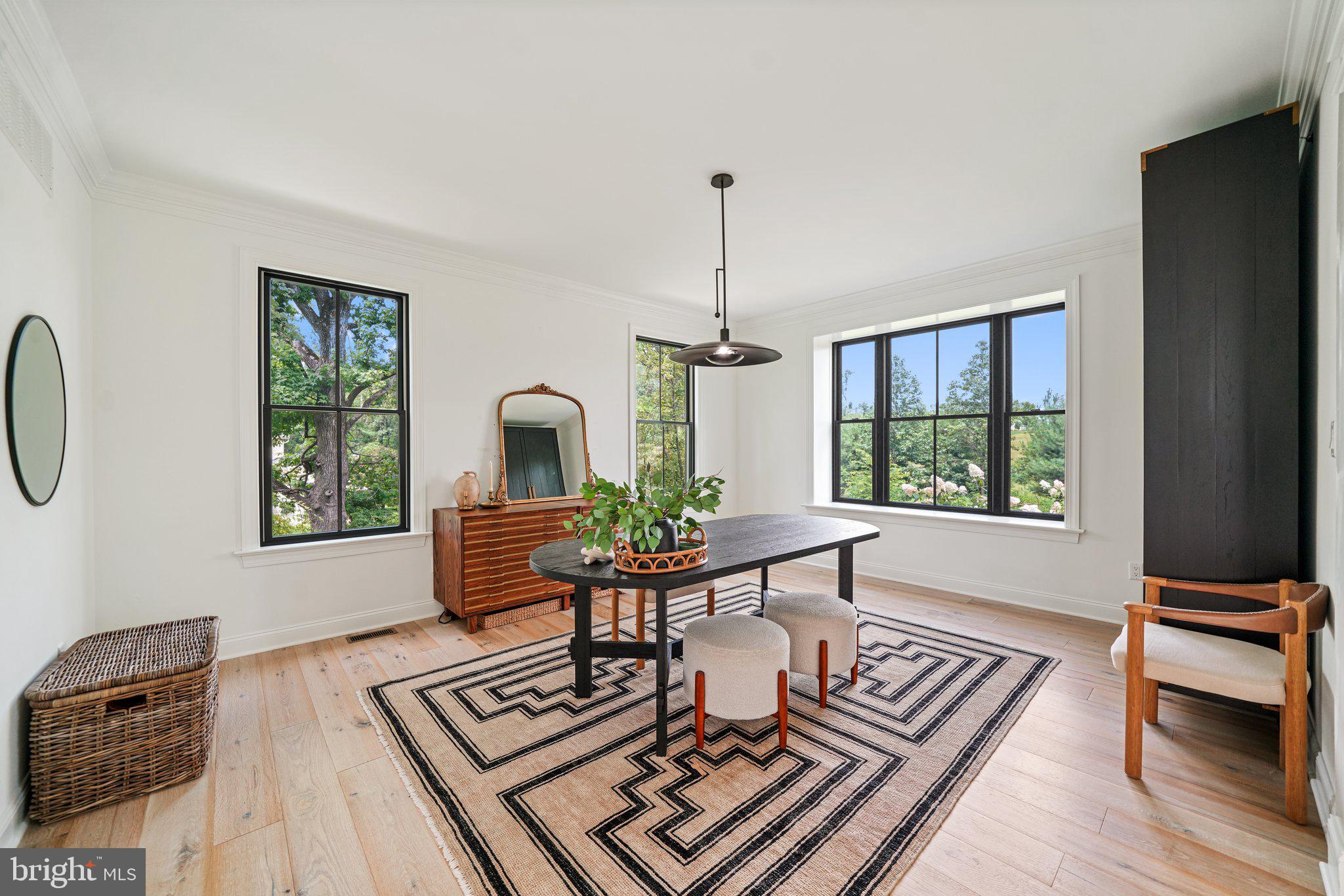 CARRIAGE RUN - Residential