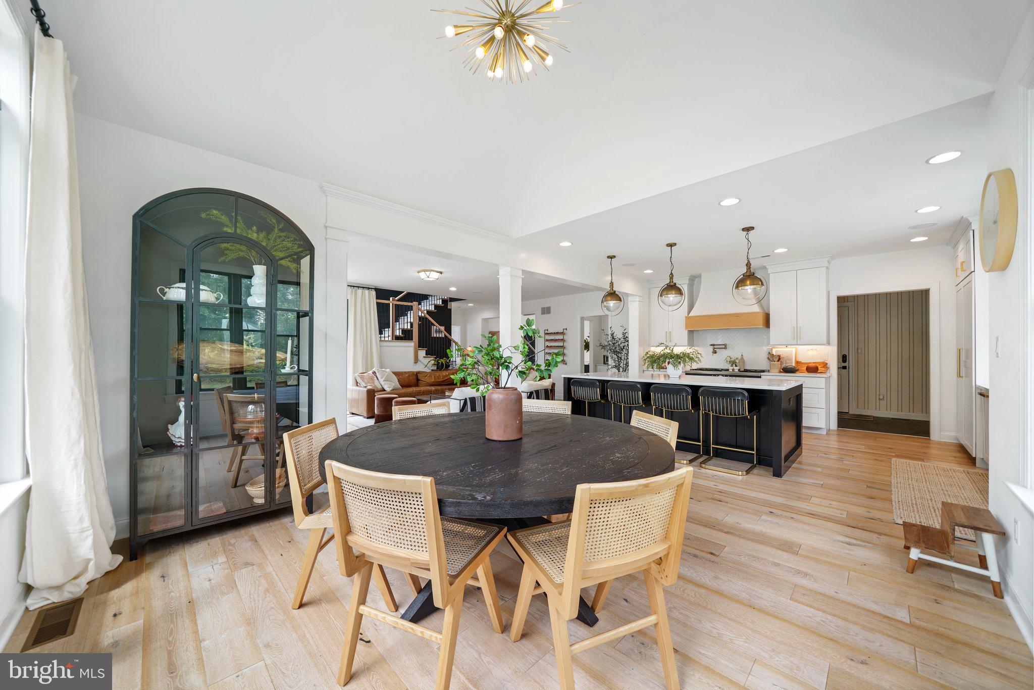 CARRIAGE RUN - Residential