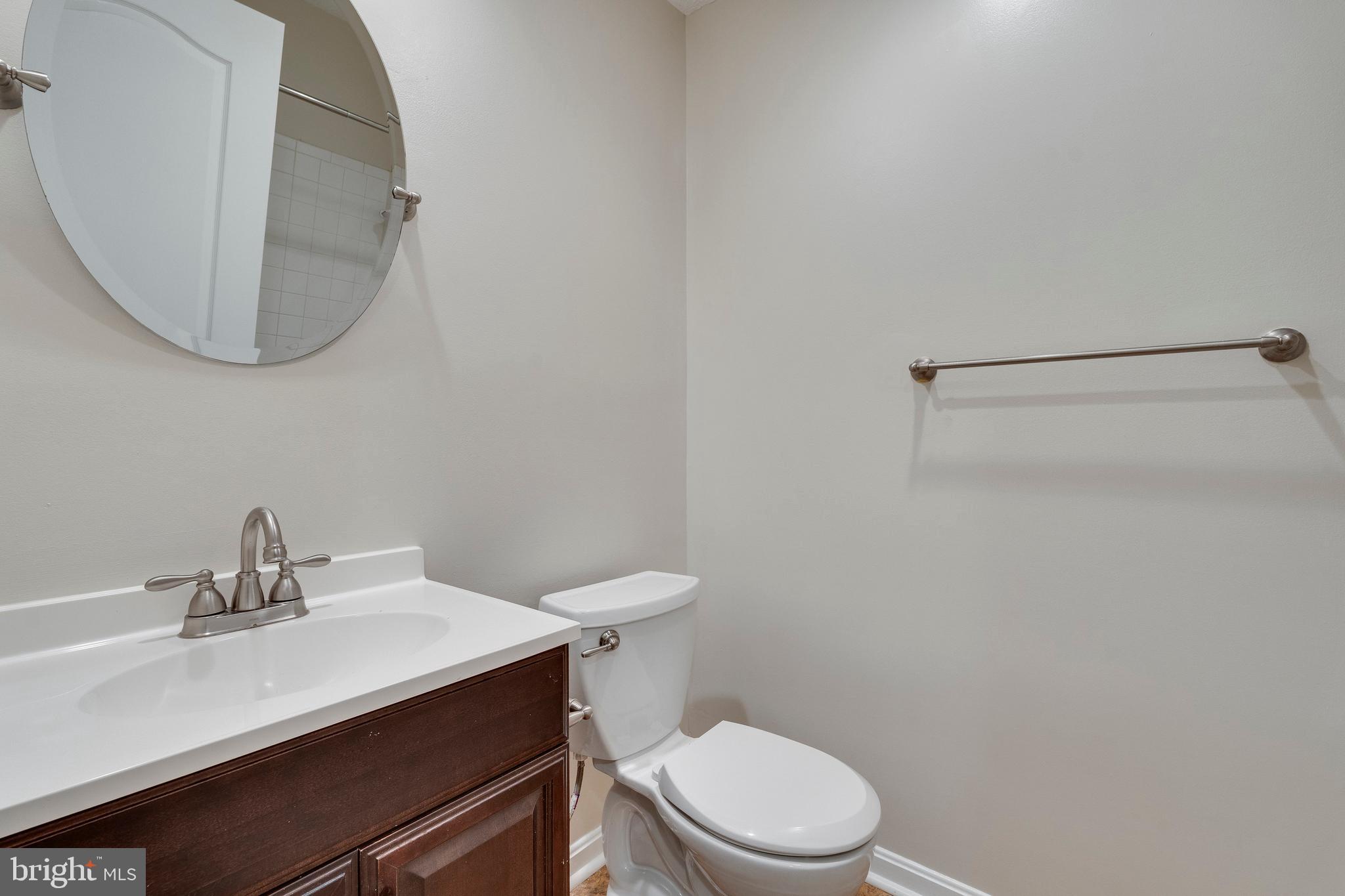 GLENSFORD CONDO - Residential Lease