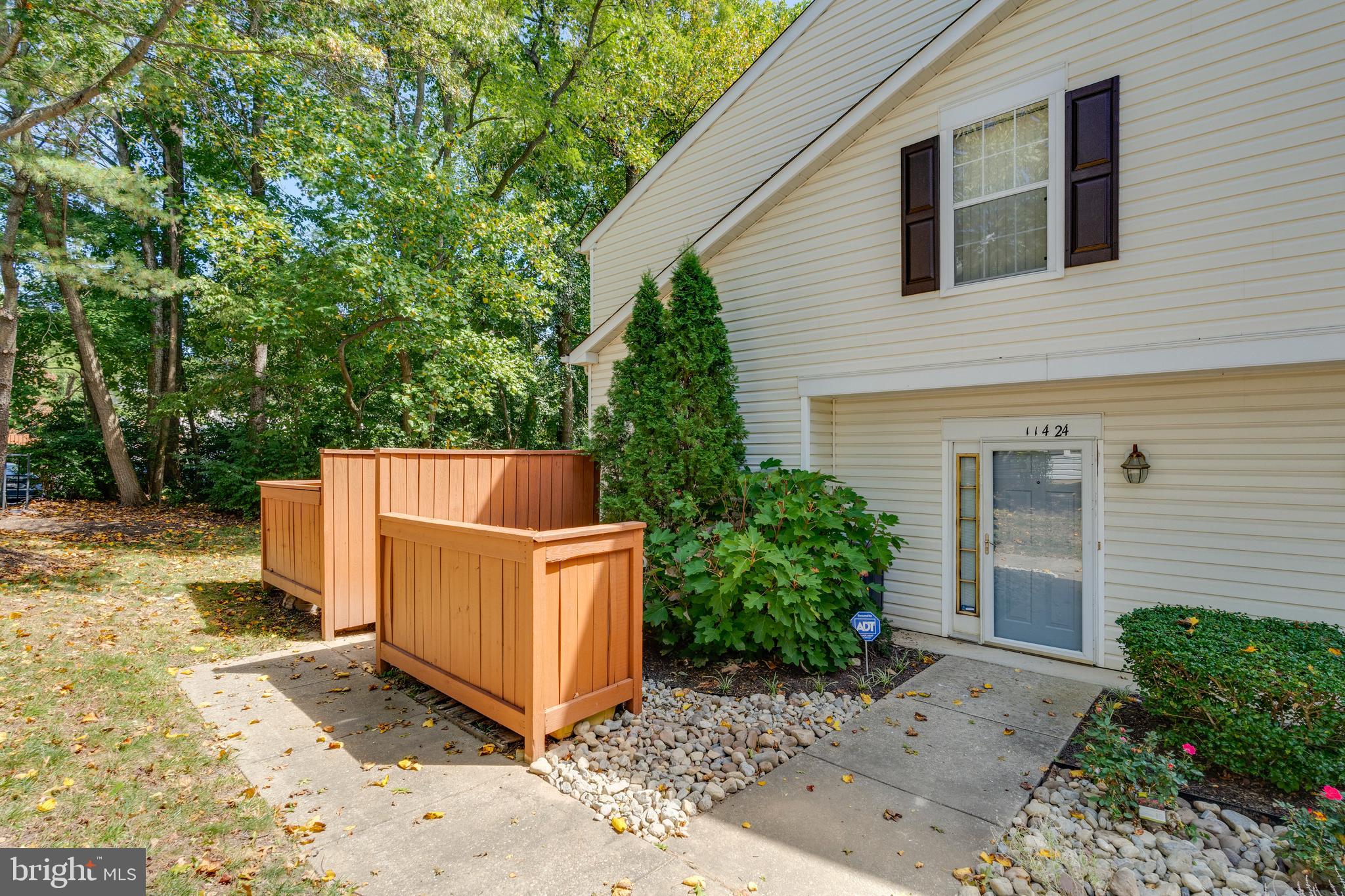 GLENSFORD CONDO - Residential Lease