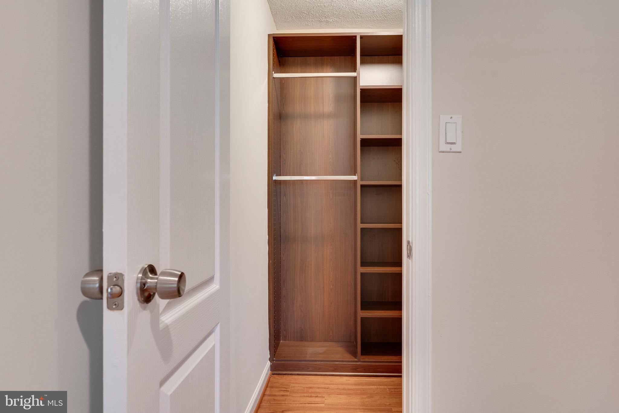 GLENSFORD CONDO - Residential Lease