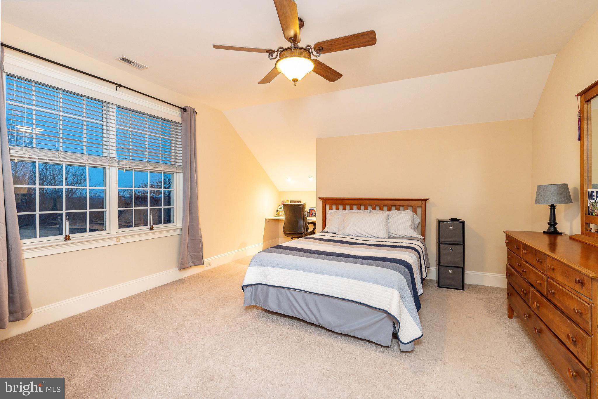 NON AVAILABLE - Residential