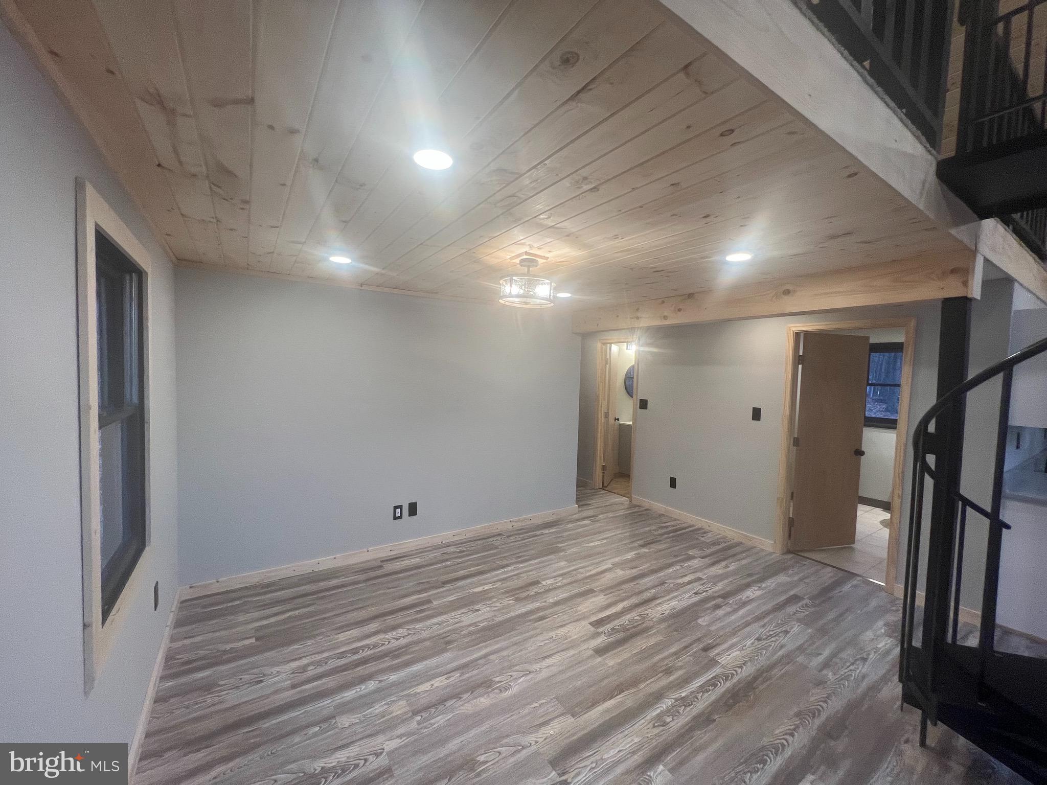 SHANNONDALE - Residential