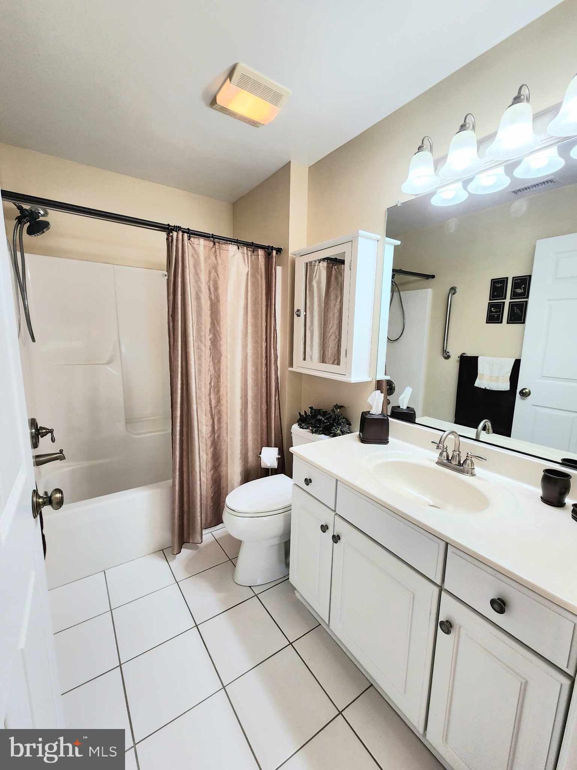 BAYSIDE - Residential