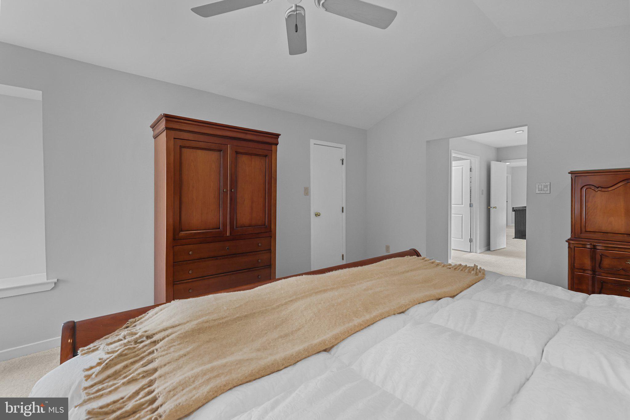 HILLS AT NORTHAMPT - Residential