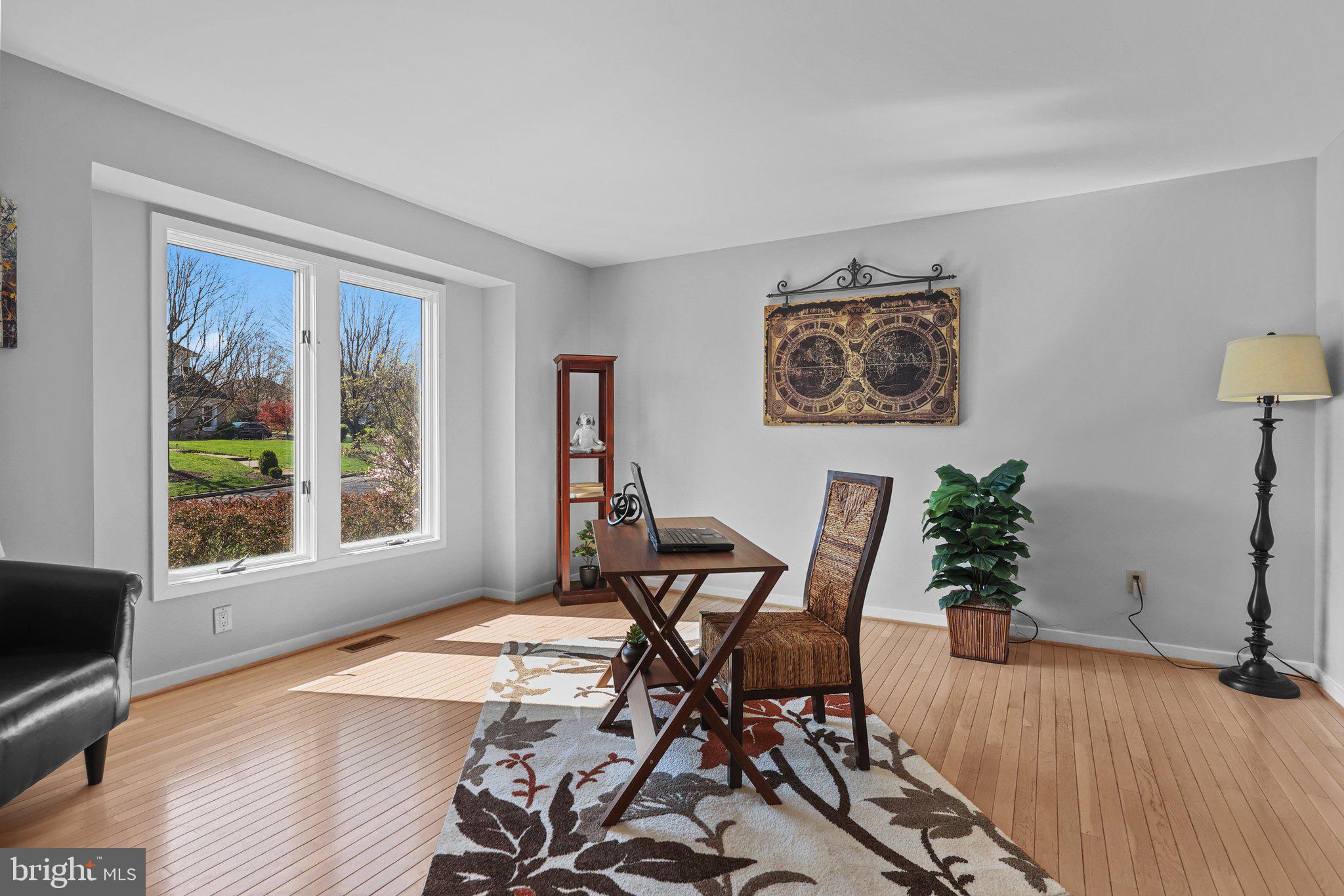 HILLS AT NORTHAMPT - Residential