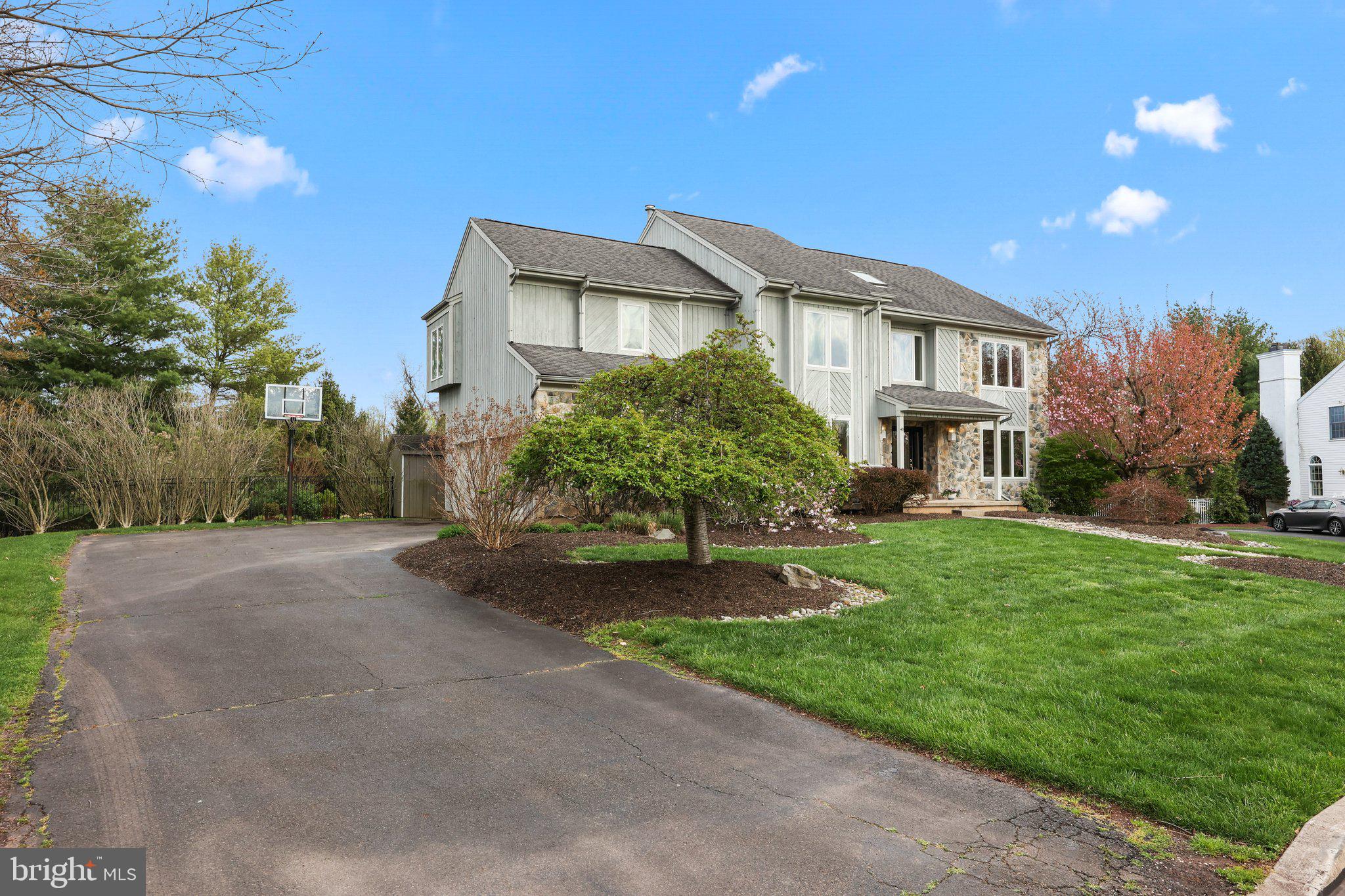 HILLS AT NORTHAMPT - Residential