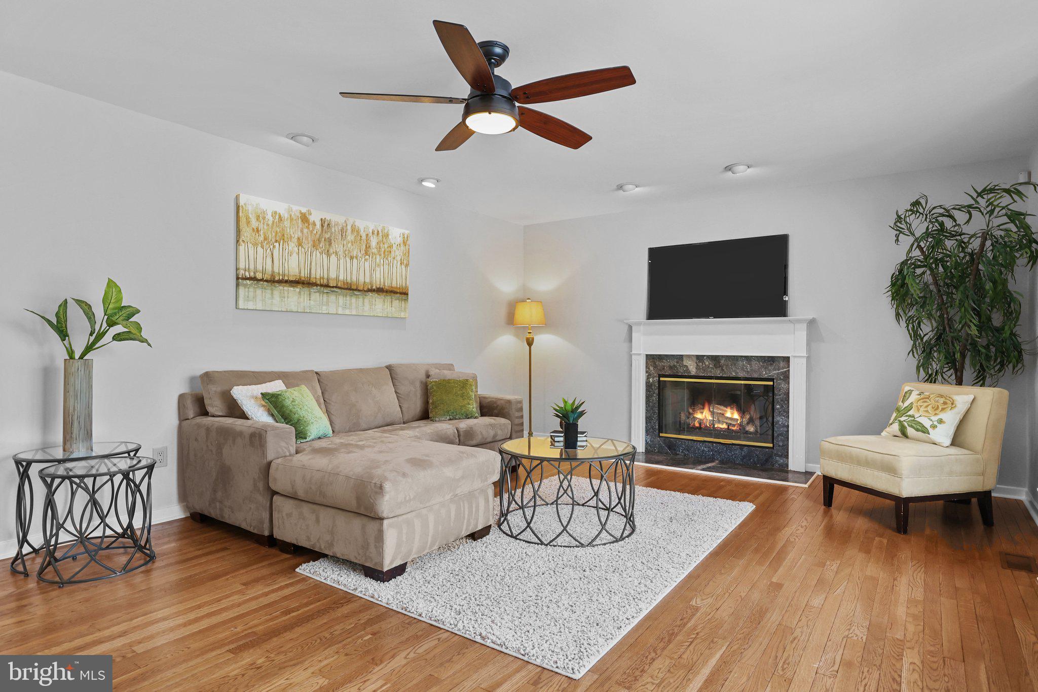 HILLS AT NORTHAMPT - Residential