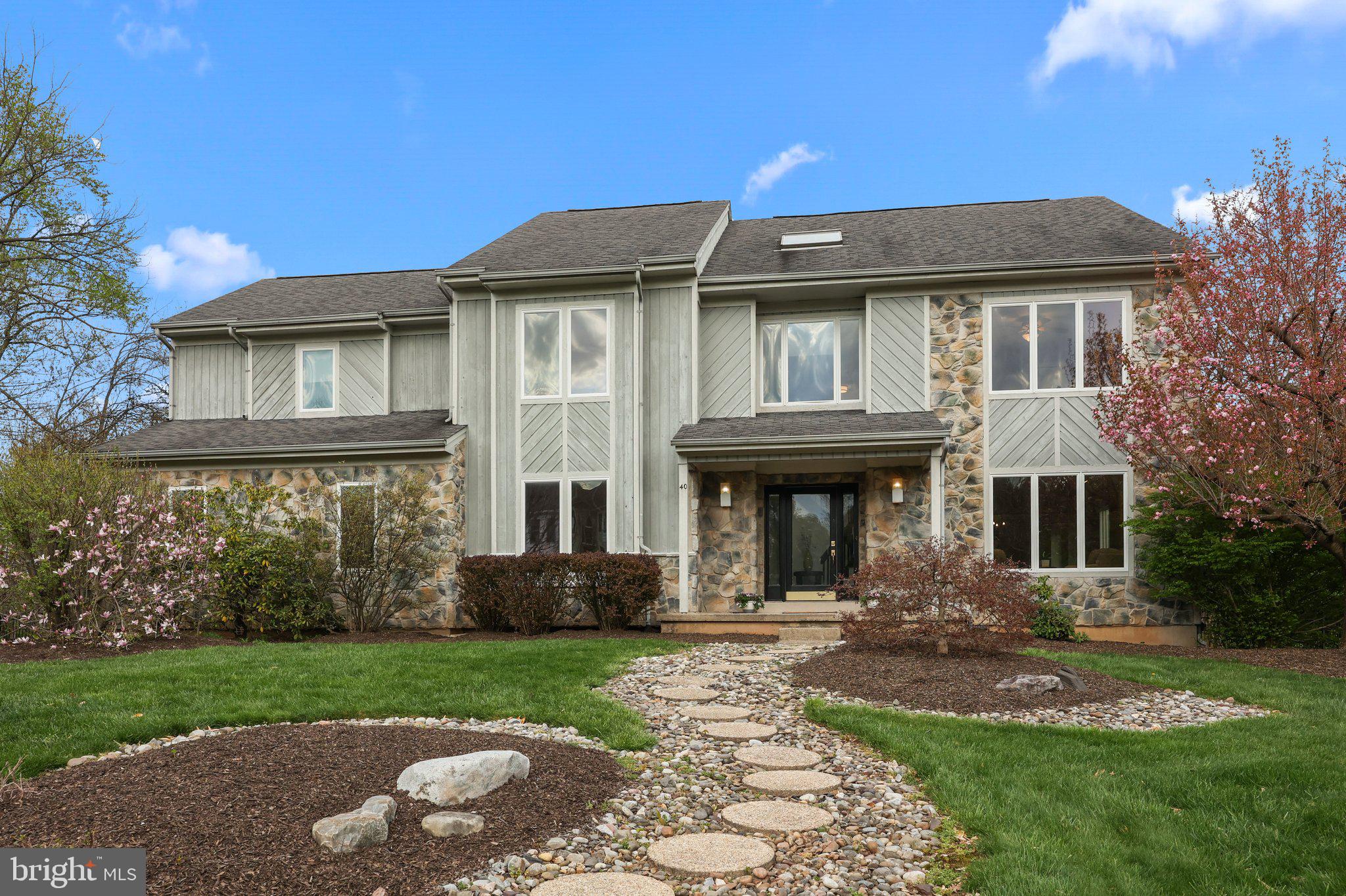 HILLS AT NORTHAMPT - Residential