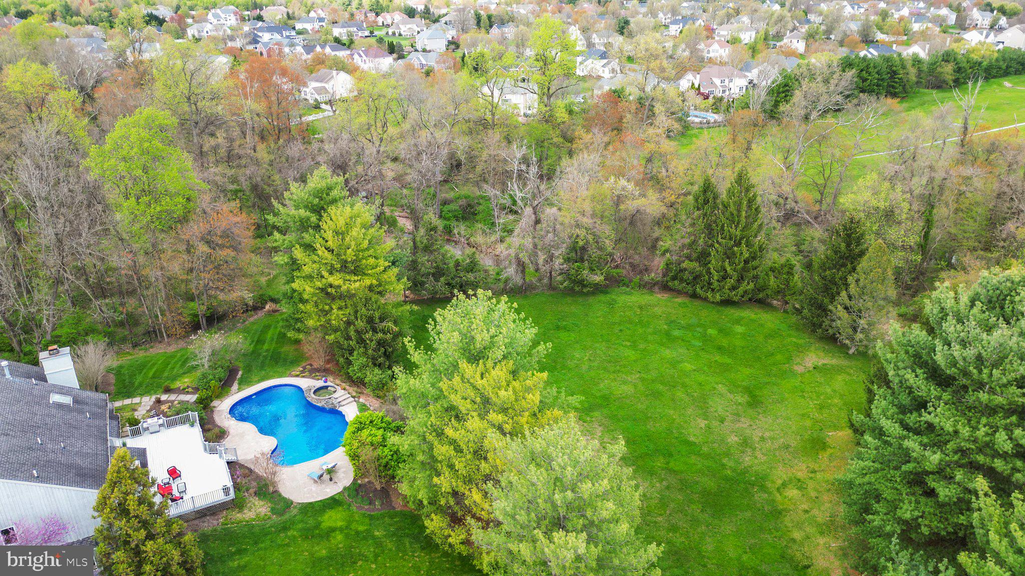 HILLS AT NORTHAMPT - Residential