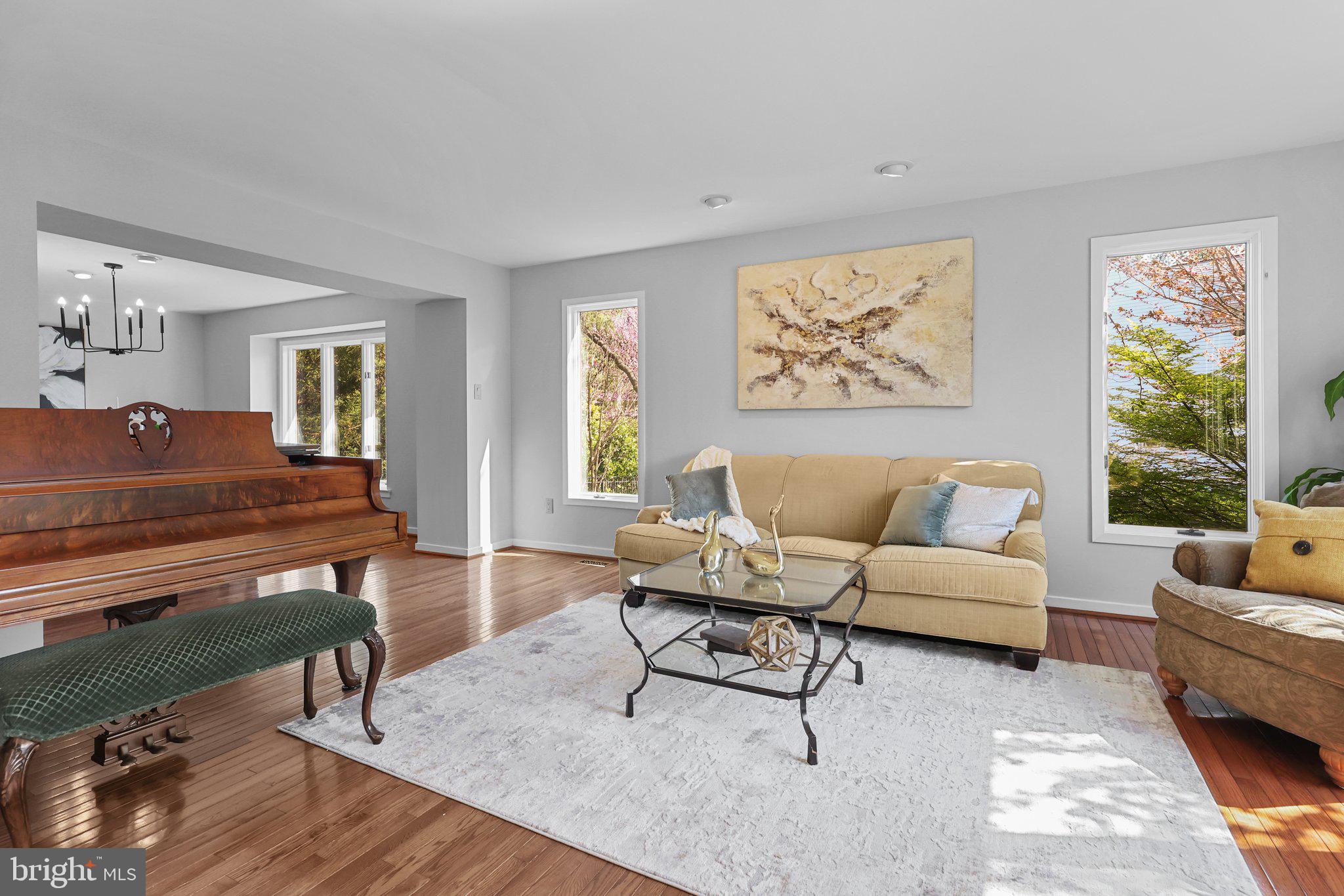 HILLS AT NORTHAMPT - Residential