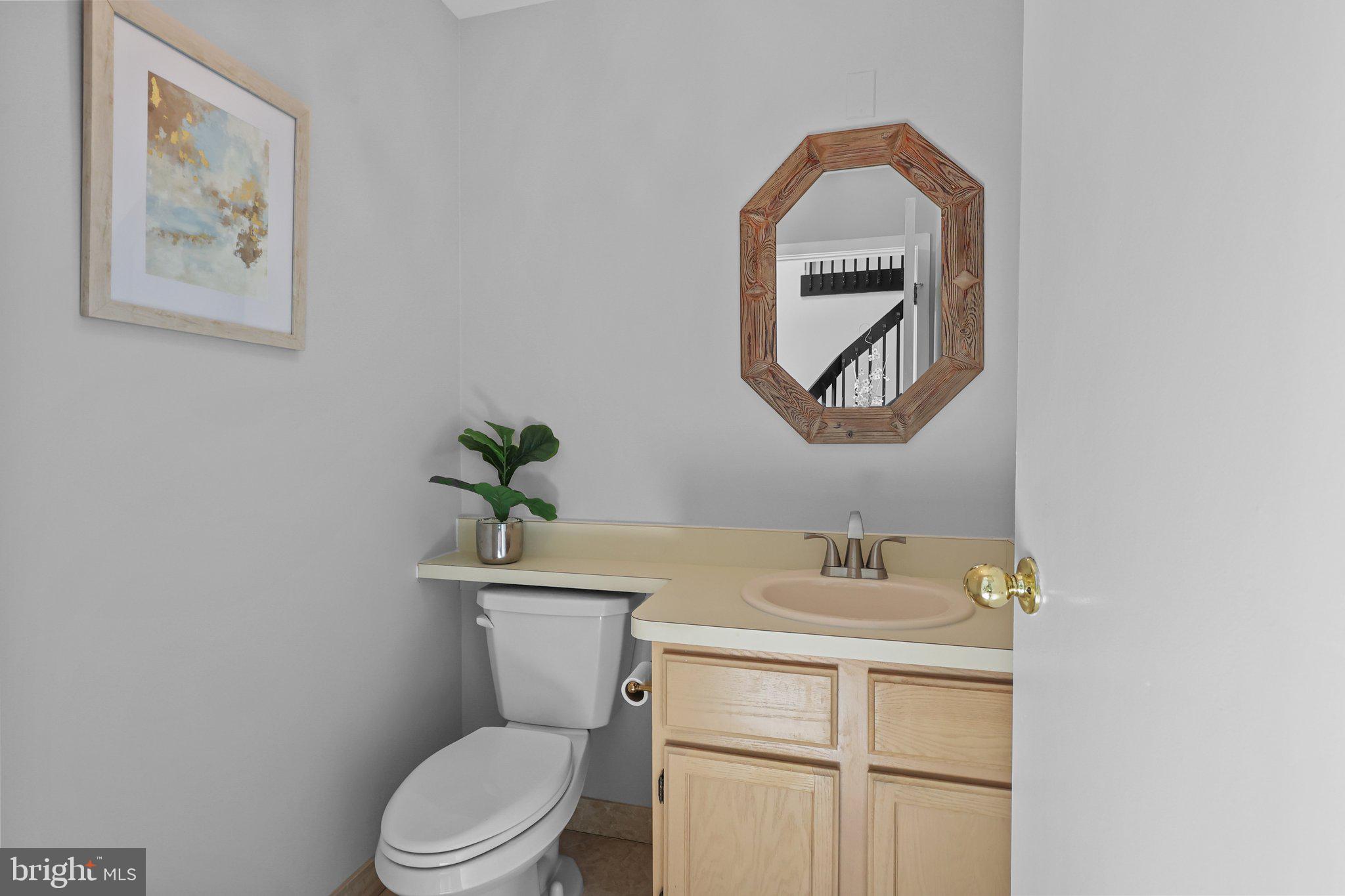 HILLS AT NORTHAMPT - Residential