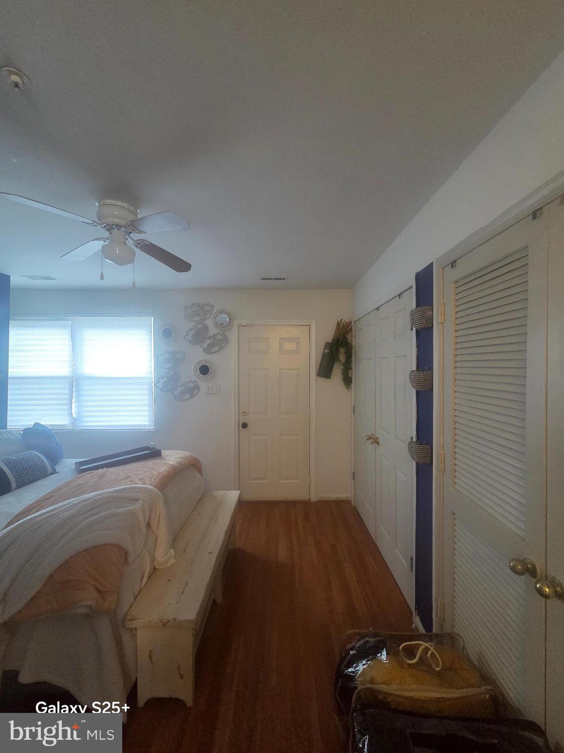 THE WOODLANDS - Residential Lease