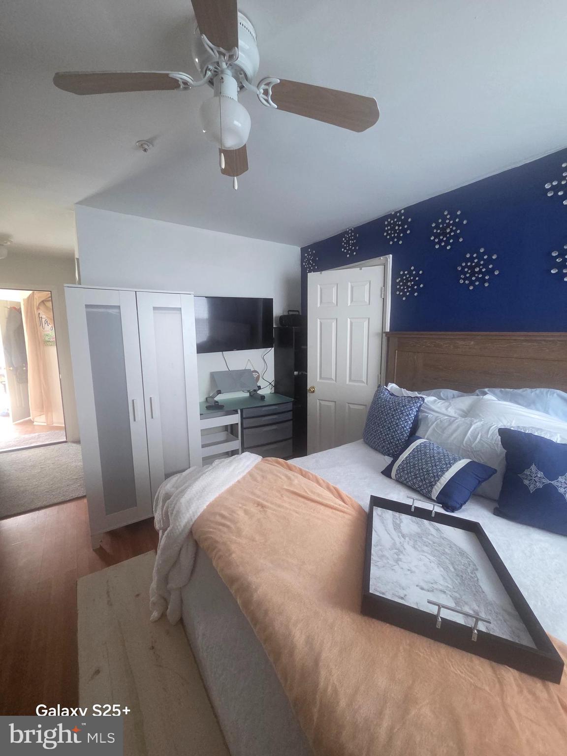 THE WOODLANDS - Residential Lease