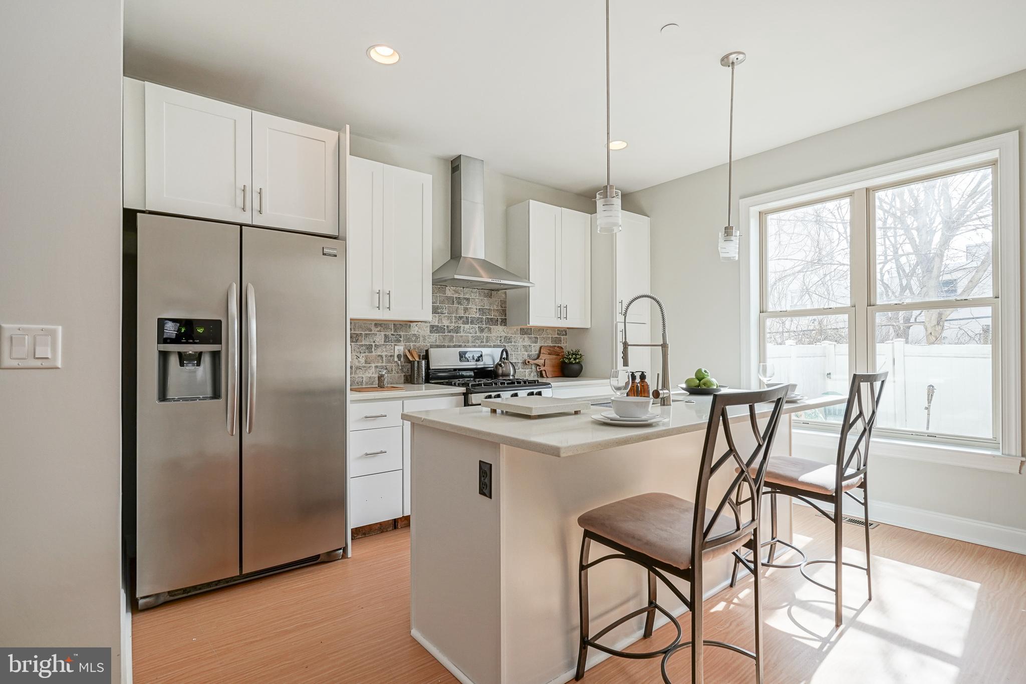 POINT BREEZE - Residential