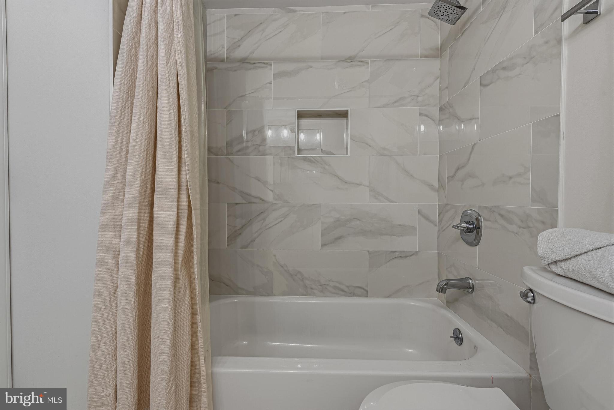 BURKE CENTRE - Residential