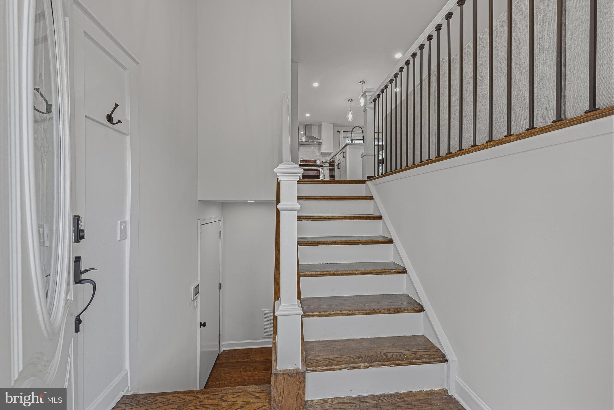 BURKE CENTRE - Residential