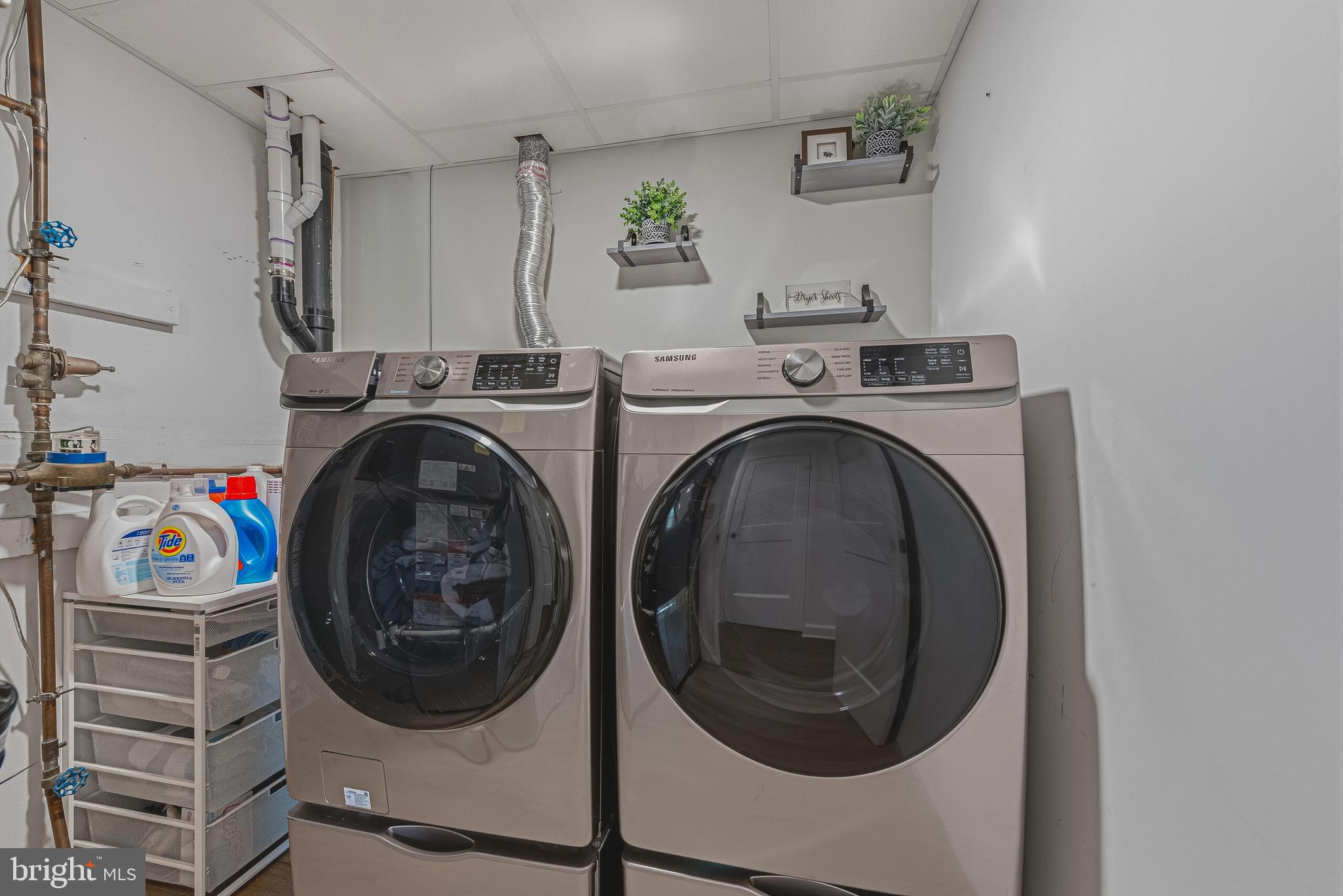 BURKE CENTRE - Residential