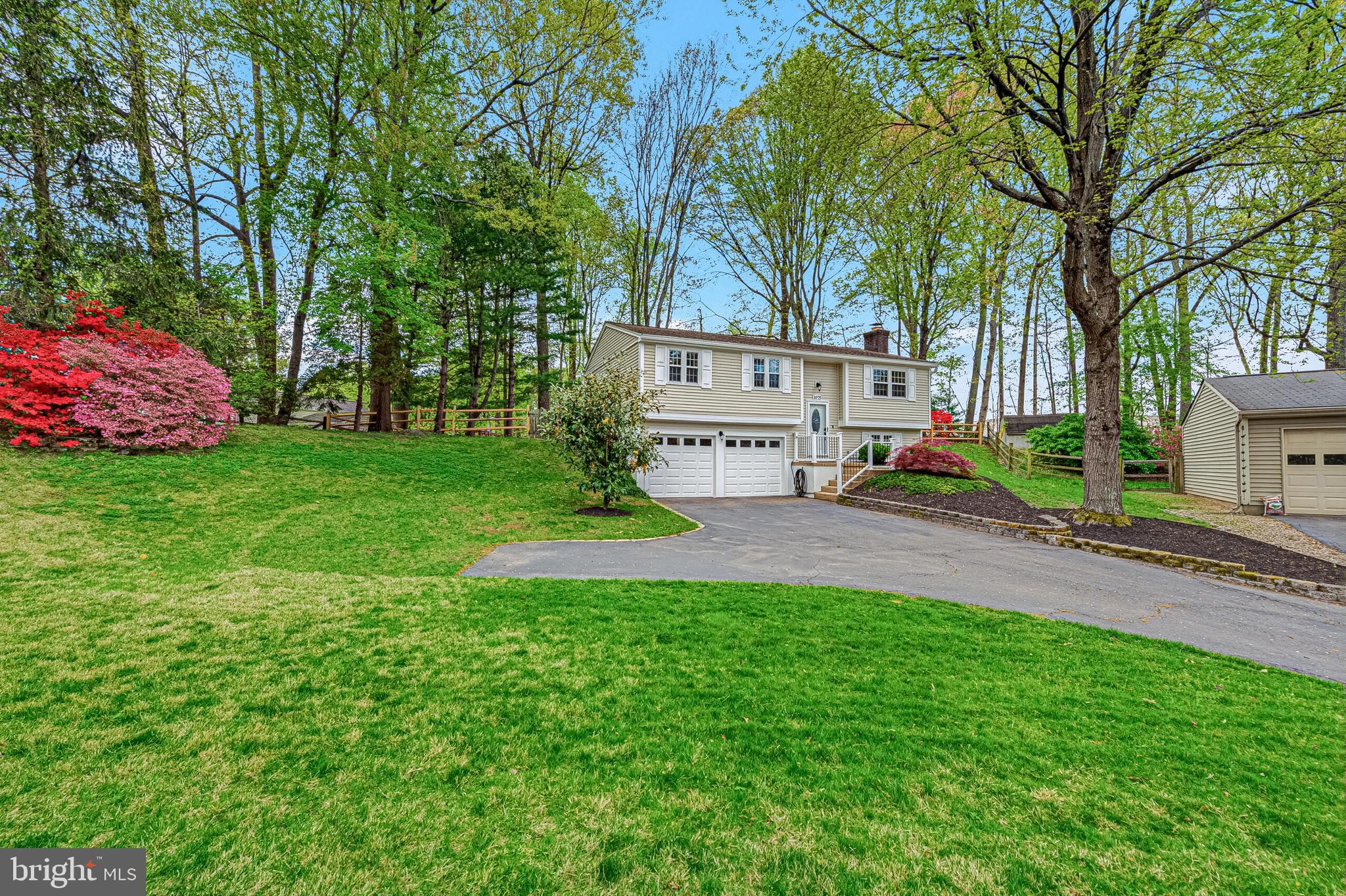 BURKE CENTRE - Residential