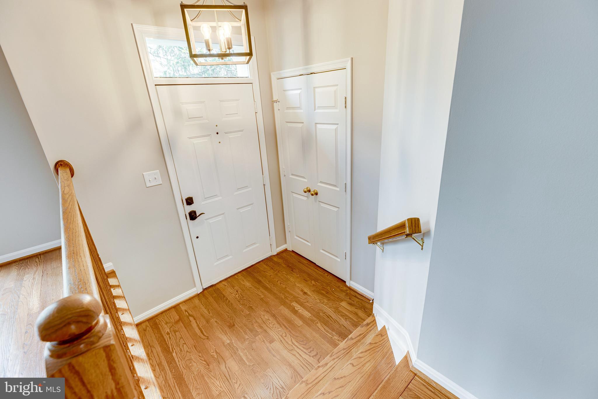 LIFESTYLE AT SULLY STATION - Residential