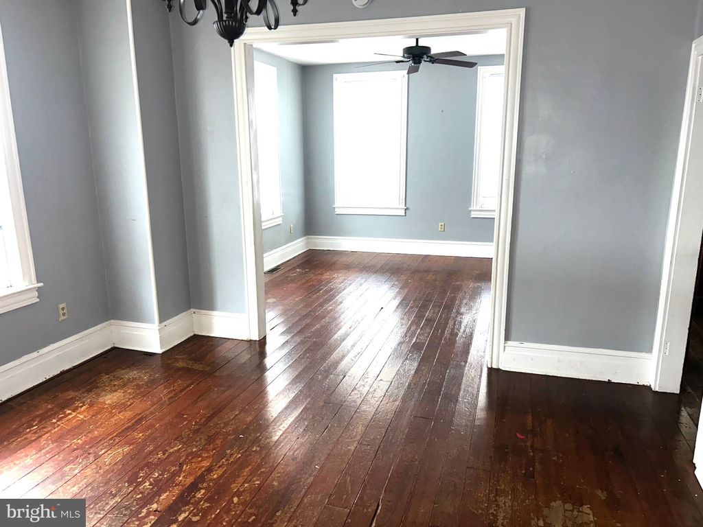 Photo of 18 S Lincoln Avenue, LEBANON, PA 17042 (MLS # PALN2024072)