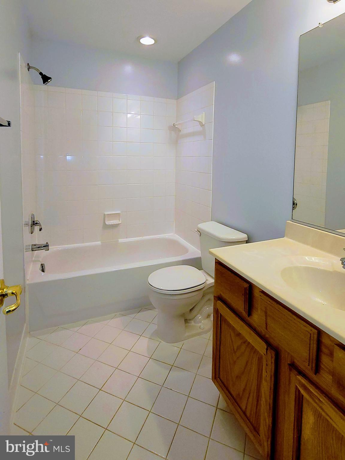 DALE CITY - Residential Lease