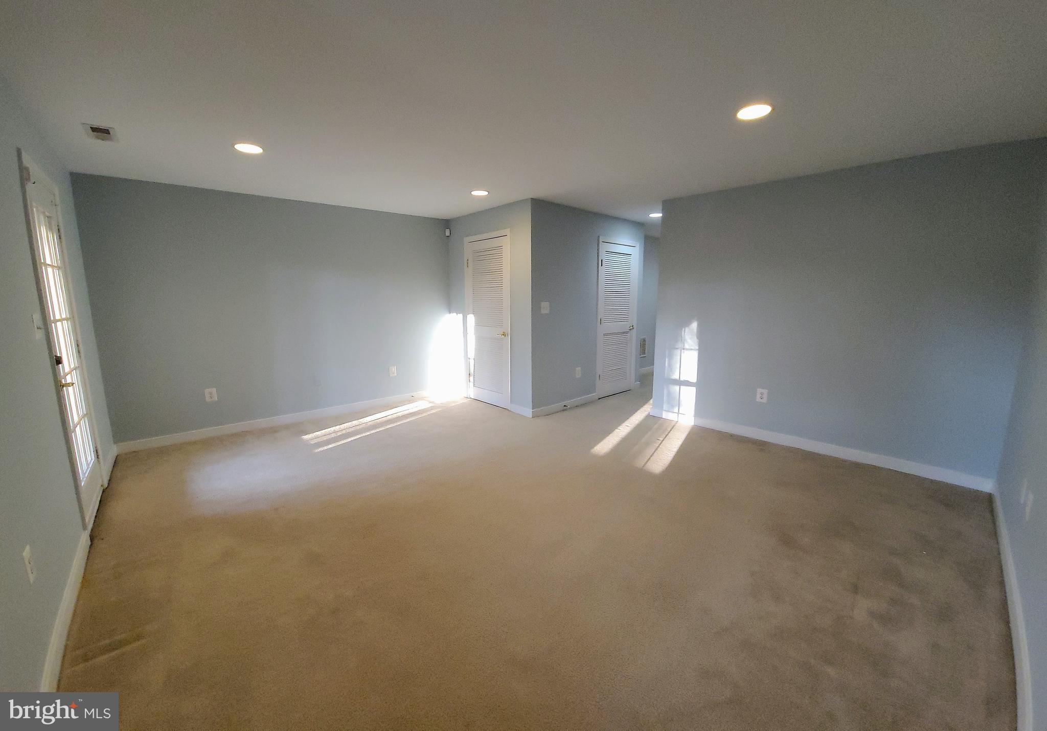 DALE CITY - Residential Lease