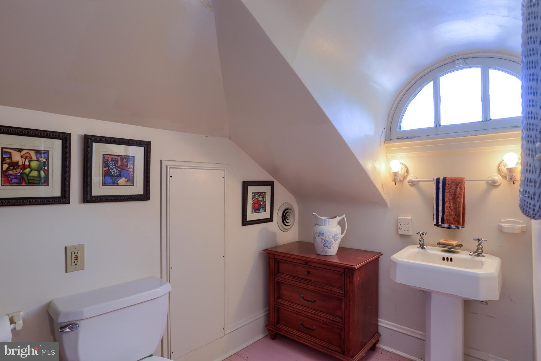 LANCASTER TWP - Commercial Sale