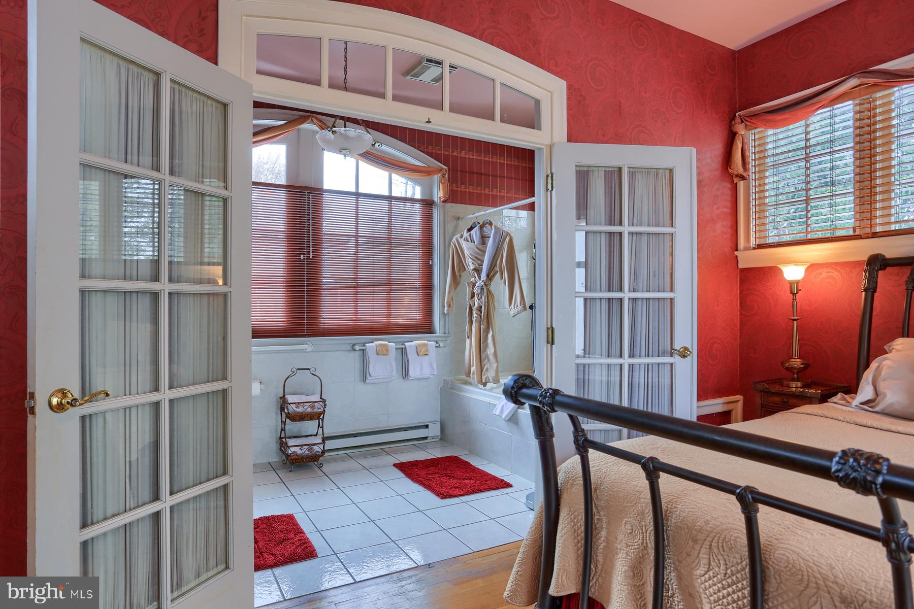 LANCASTER TWP - Commercial Sale