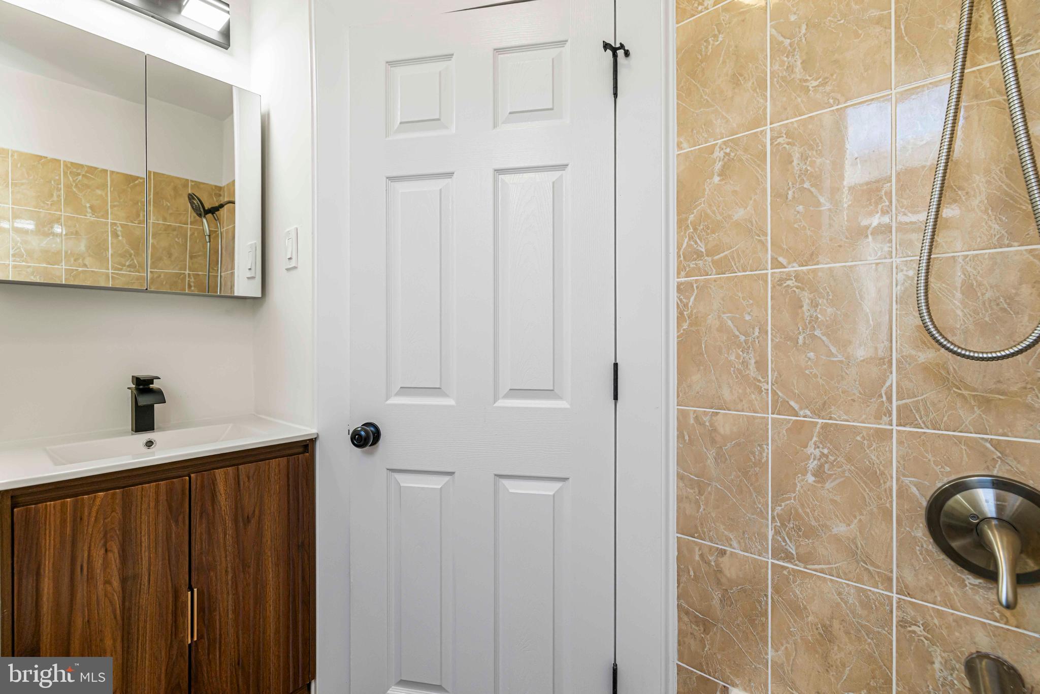 FRANKFORD - Residential