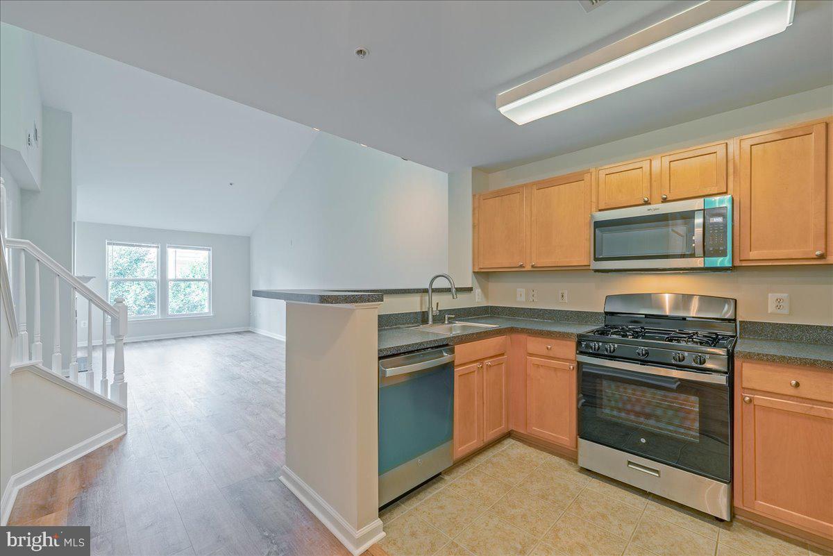 12000 MARKET STREET 469
