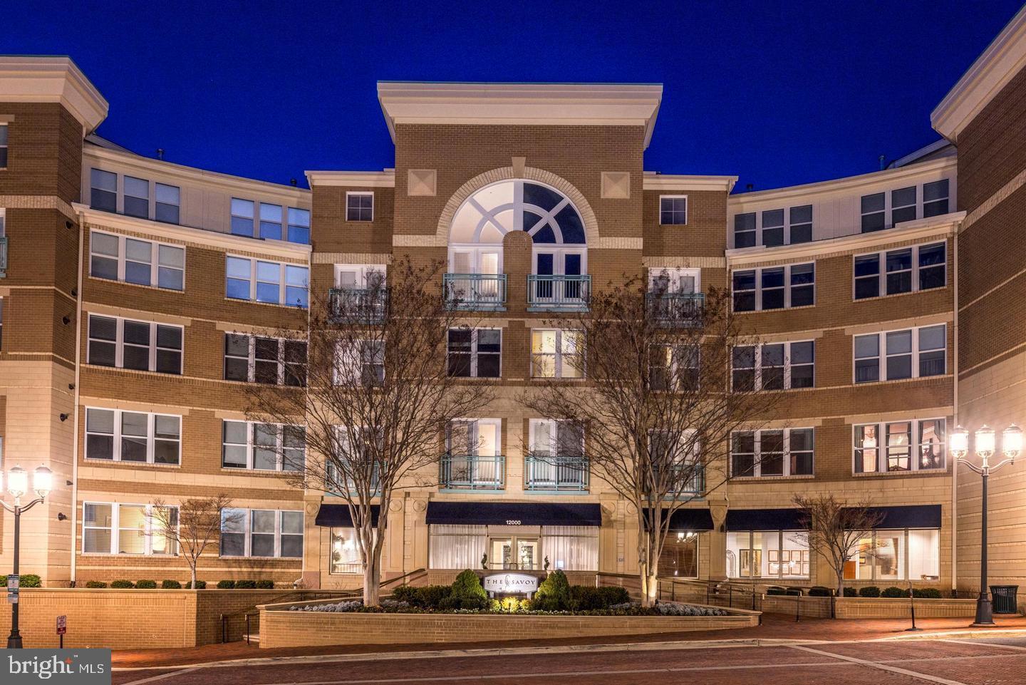 Welcome to this stunning loft-style condo in the heart of Reston Town Center! This 1-bedroom, 1-bath unit has been thoughtfully upgraded with brand-new luxury vinyl plank (LVP) flooring on the lower level and all-new stainless steel kitchen appliances, offering both style and convenience.
Soaring ceilings and oversized windows flood the space with natural light, while the open loft design adds a modern, spacious feel. Whether you're entertaining or working from home, this layout provides flexible, functional living.
Step outside and experience the best of urban living — you're just steps away from top-rated restaurants, shopping, coffee shops, fitness studios, and entertainment venues. Everything you need is right at your doorstep in vibrant Reston Town Center.
The building also offers a wealth of amenities, including:
Secure entry and concierge services
A fitness center, business center, and clubhouse
A beautiful courtyard with grill areas
Underground garage parking
Access to walking trails and parks nearby
Easy access to the Silver Line Metro, Dulles Toll Road (267), and Fairfax County Parkway (286) makes commuting a breeze—plus you’re just minutes from Dulles Airport and major employers.
Don’t miss this opportunity to live in one of Reston's most desirable addresses!