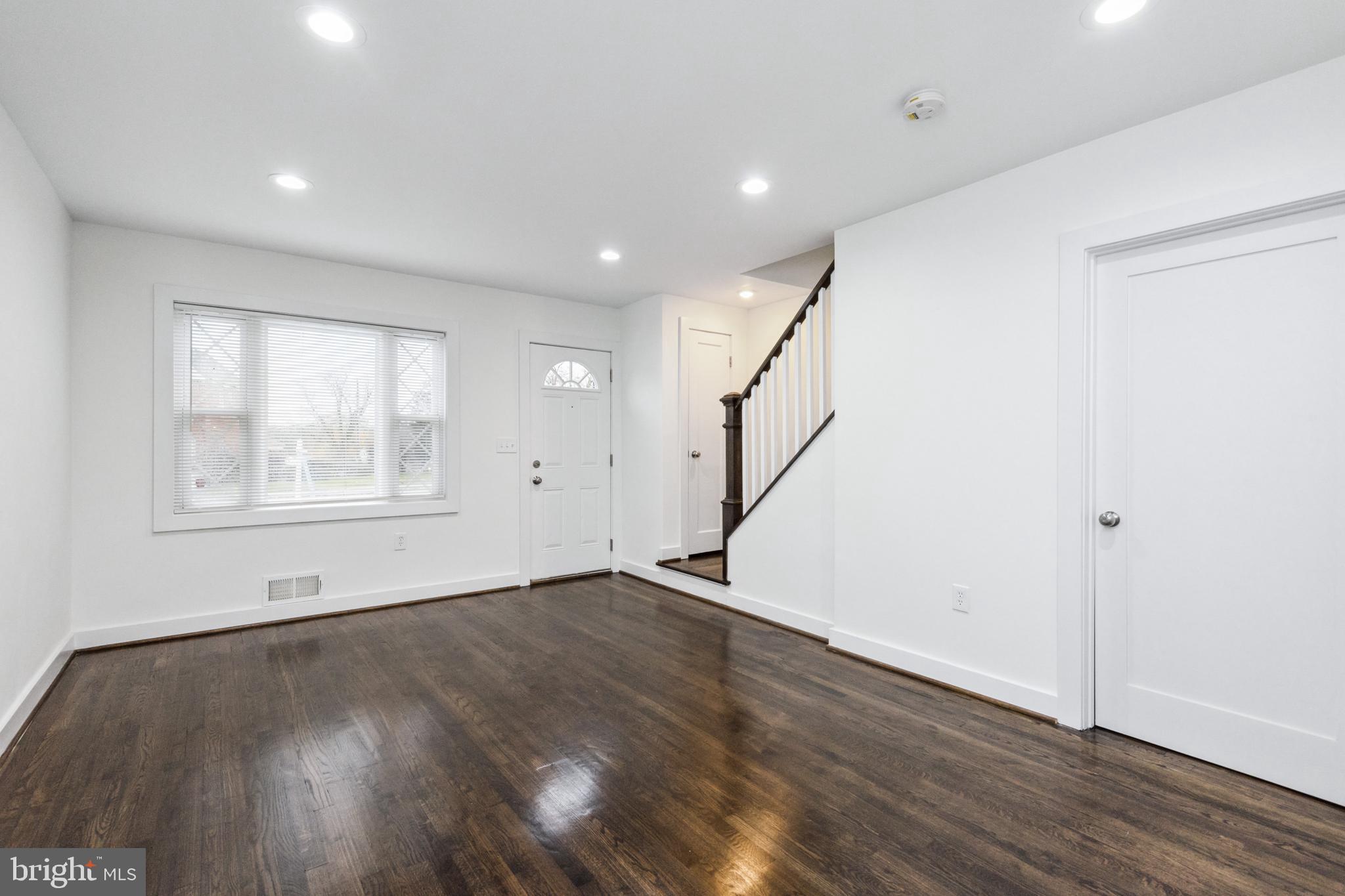 UPLANDS - Residential