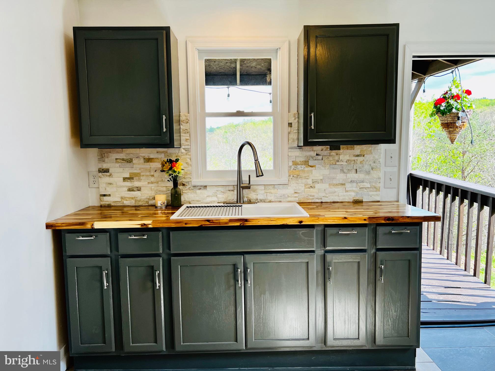 SOUTH POTOMAC FOREST - Residential