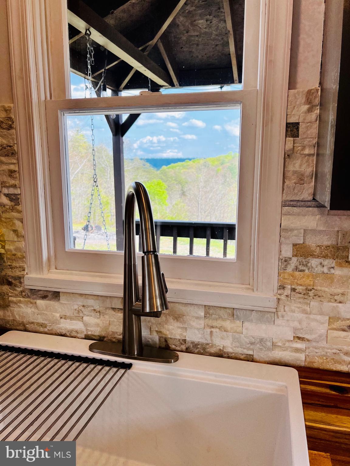 SOUTH POTOMAC FOREST - Residential