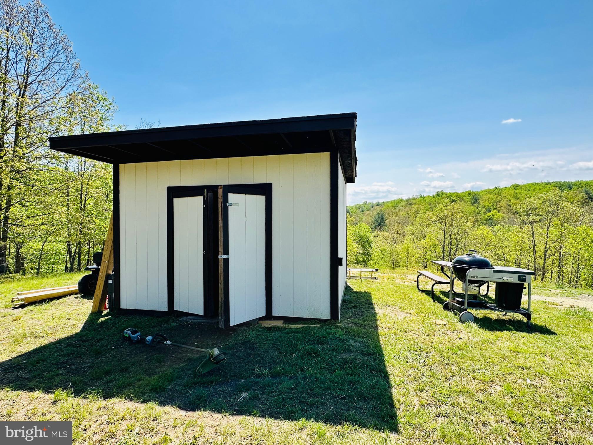 SOUTH POTOMAC FOREST - Residential
