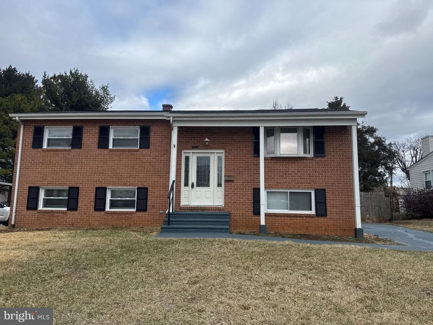 Excellent move in condition. Living room on main floor that is open to the kitchen. 3 Bedrooms and one full bath on main floor. Family room or rec room on lower level. One bedrooms, one den and one full bath on lower level. Complete remodel that includes Vinyl Plank flooring on main floor and lower level. Remodel kitchen and bathrooms, fresh paint, new lighting fixtures. Sprawling back yard is perfect for summertime fun. Don't let this one pass you by.