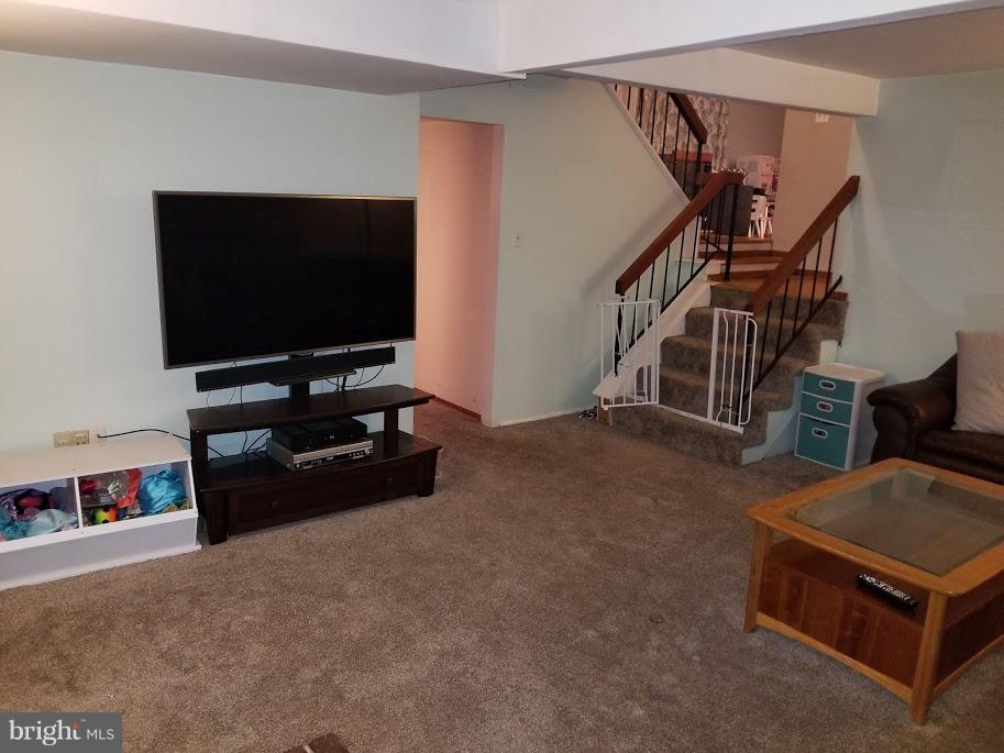 SUGARLAND RUN - Residential Lease