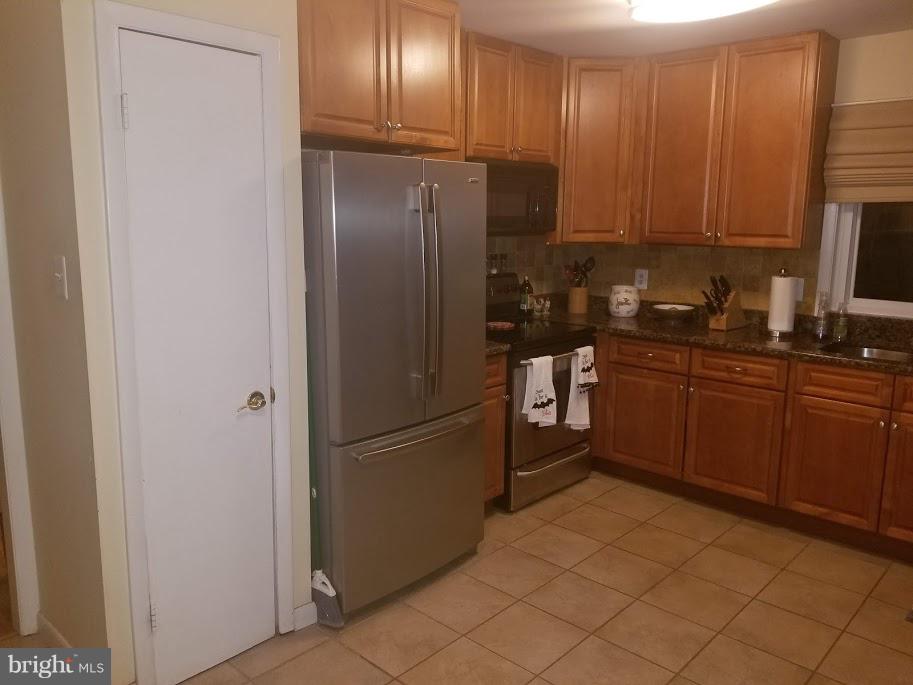 SUGARLAND RUN - Residential Lease