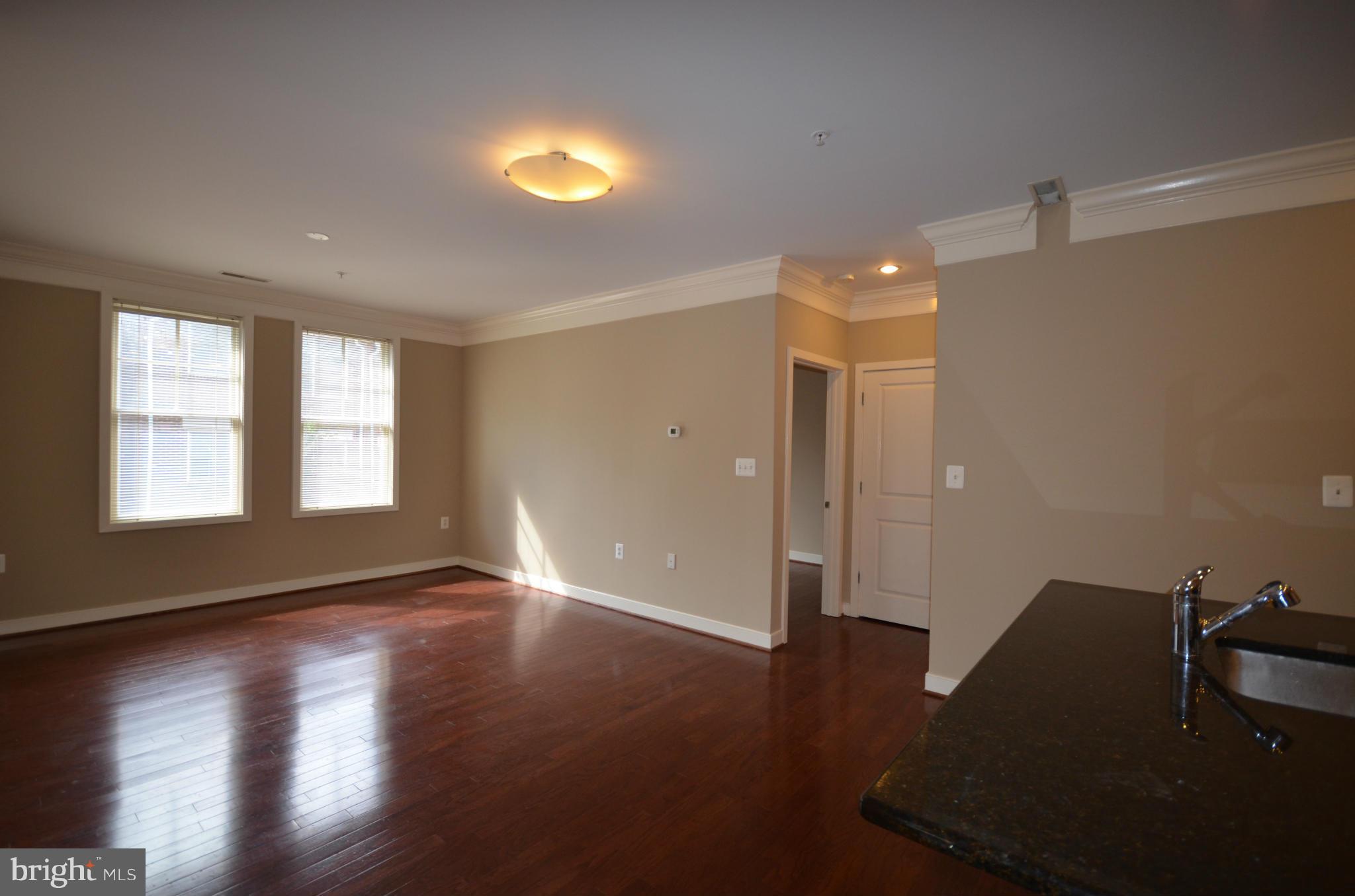 PRESTON - Residential Lease