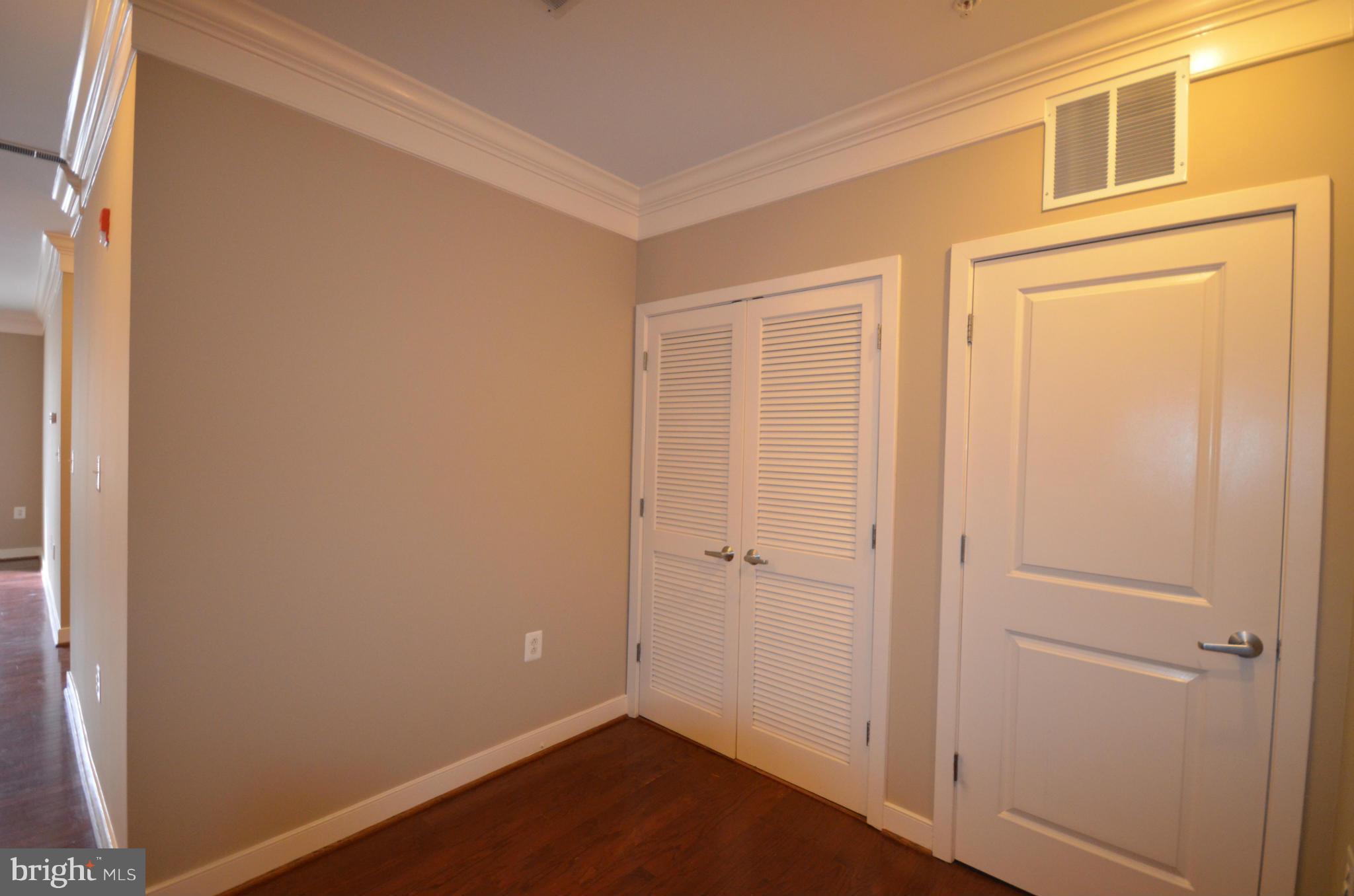 PRESTON - Residential Lease