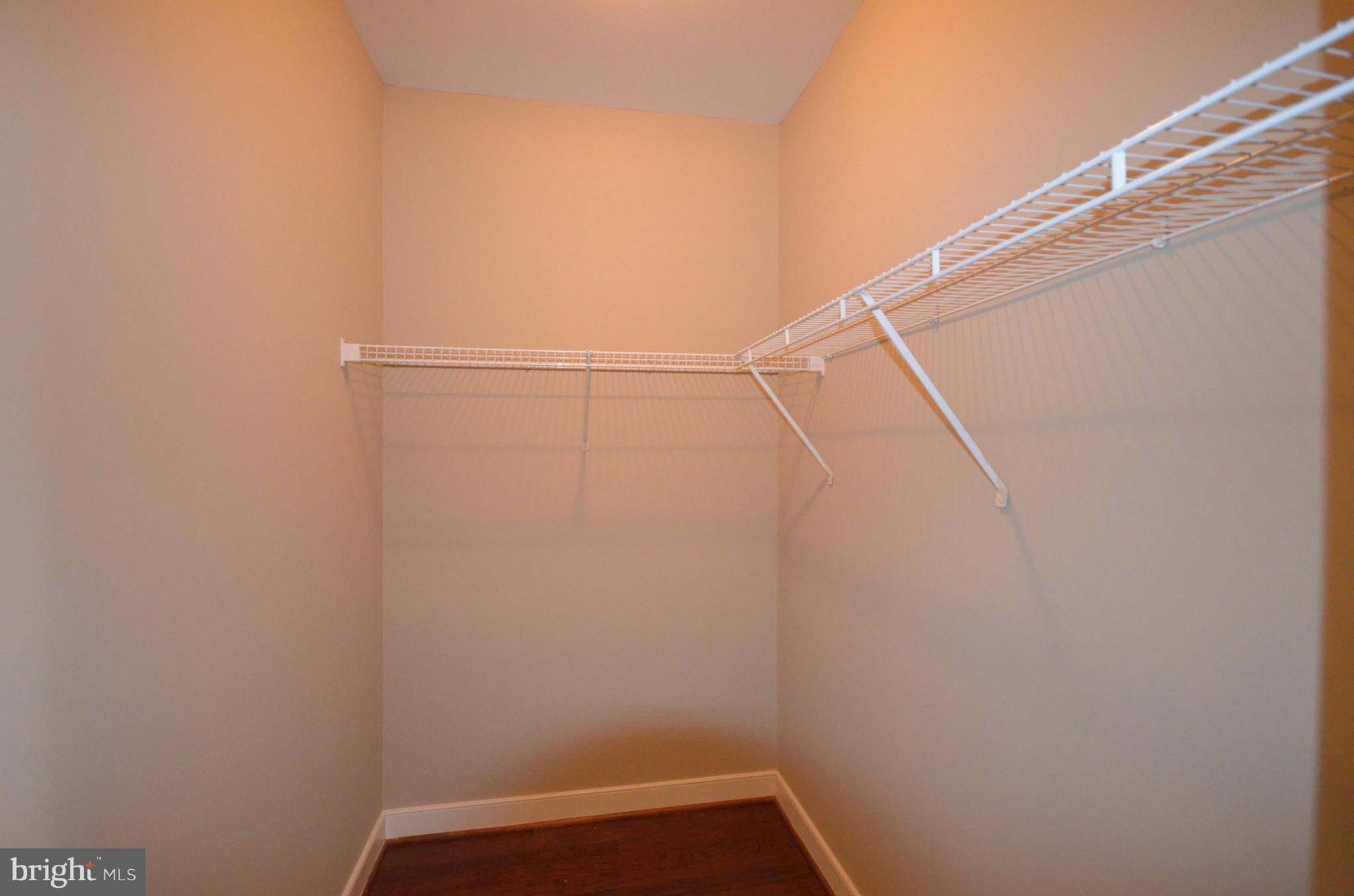 PRESTON - Residential Lease
