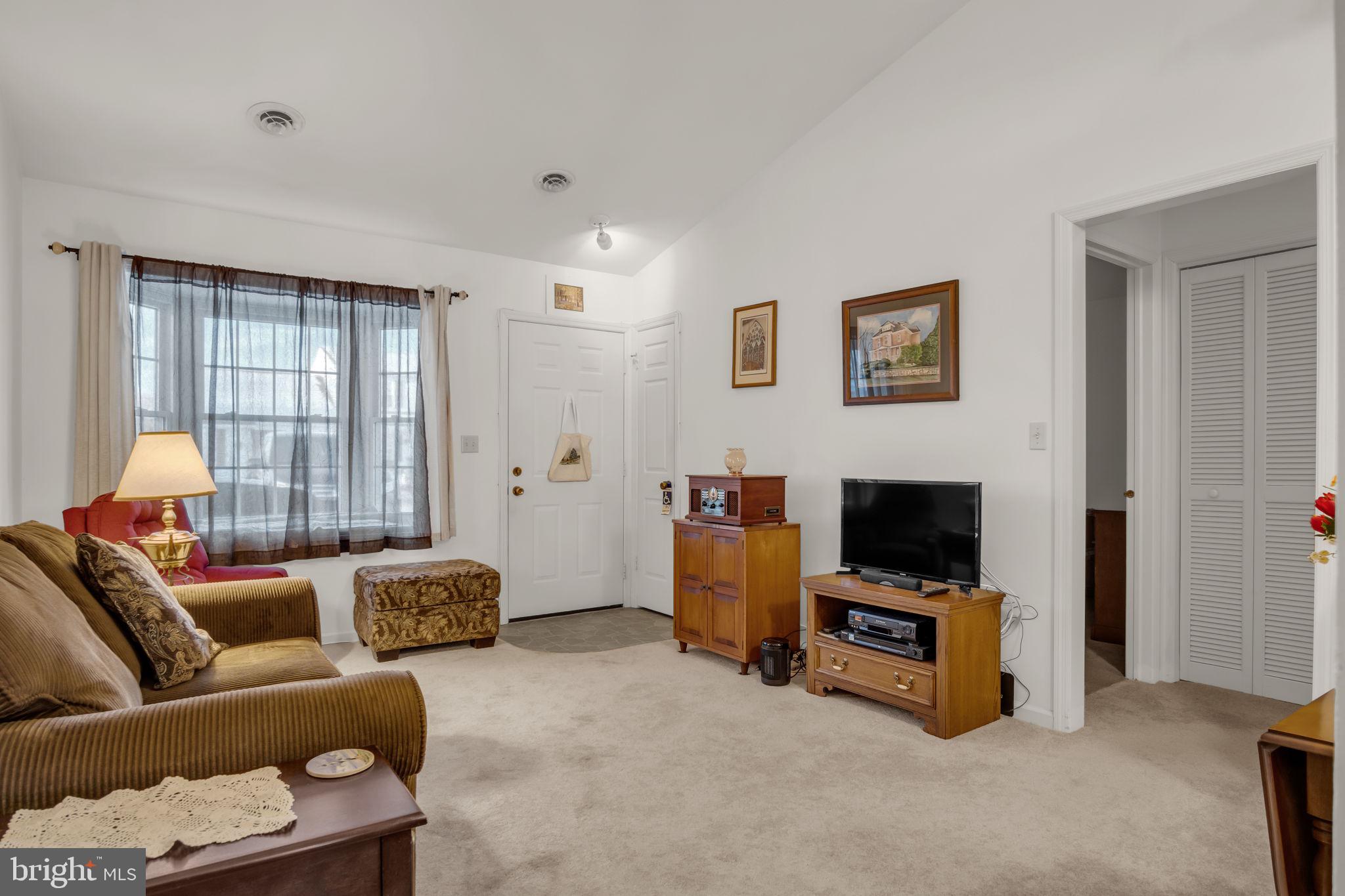 SOUTHPOINT - Residential