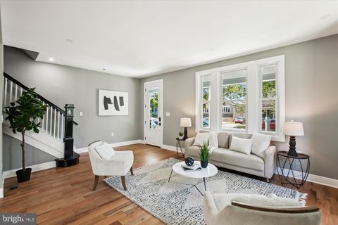 Photo of 1014 Kearny Street NE, WASHINGTON, DC 20017 (MLS # DCDC2224400)