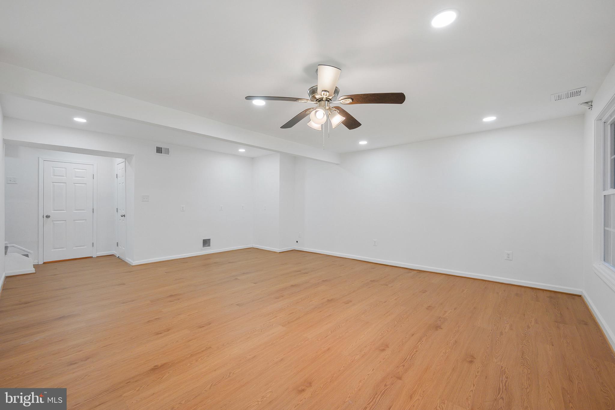 MAYFAIR PLAT 7 - Residential